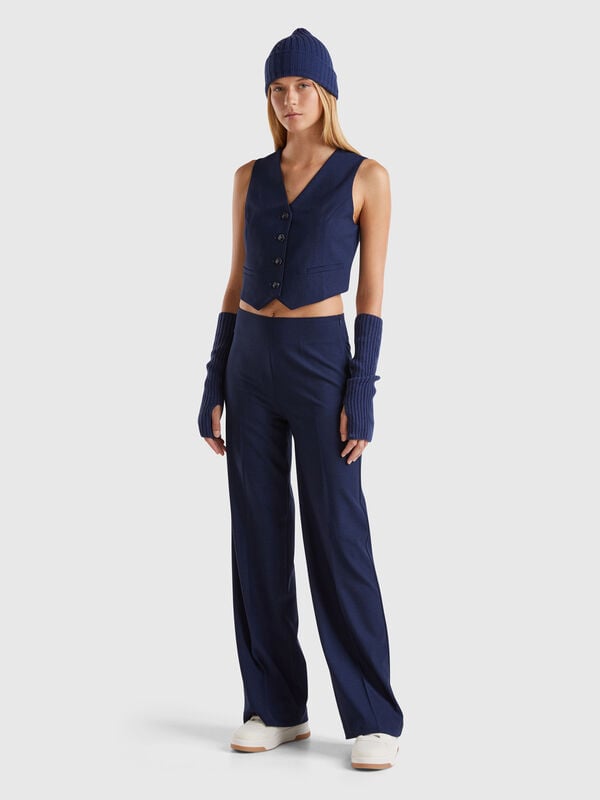 Flowy high-waisted trousers Women