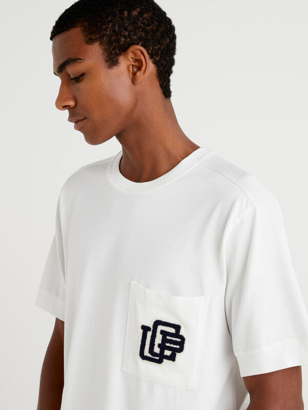 T-shirt in warm cotton with patch Men