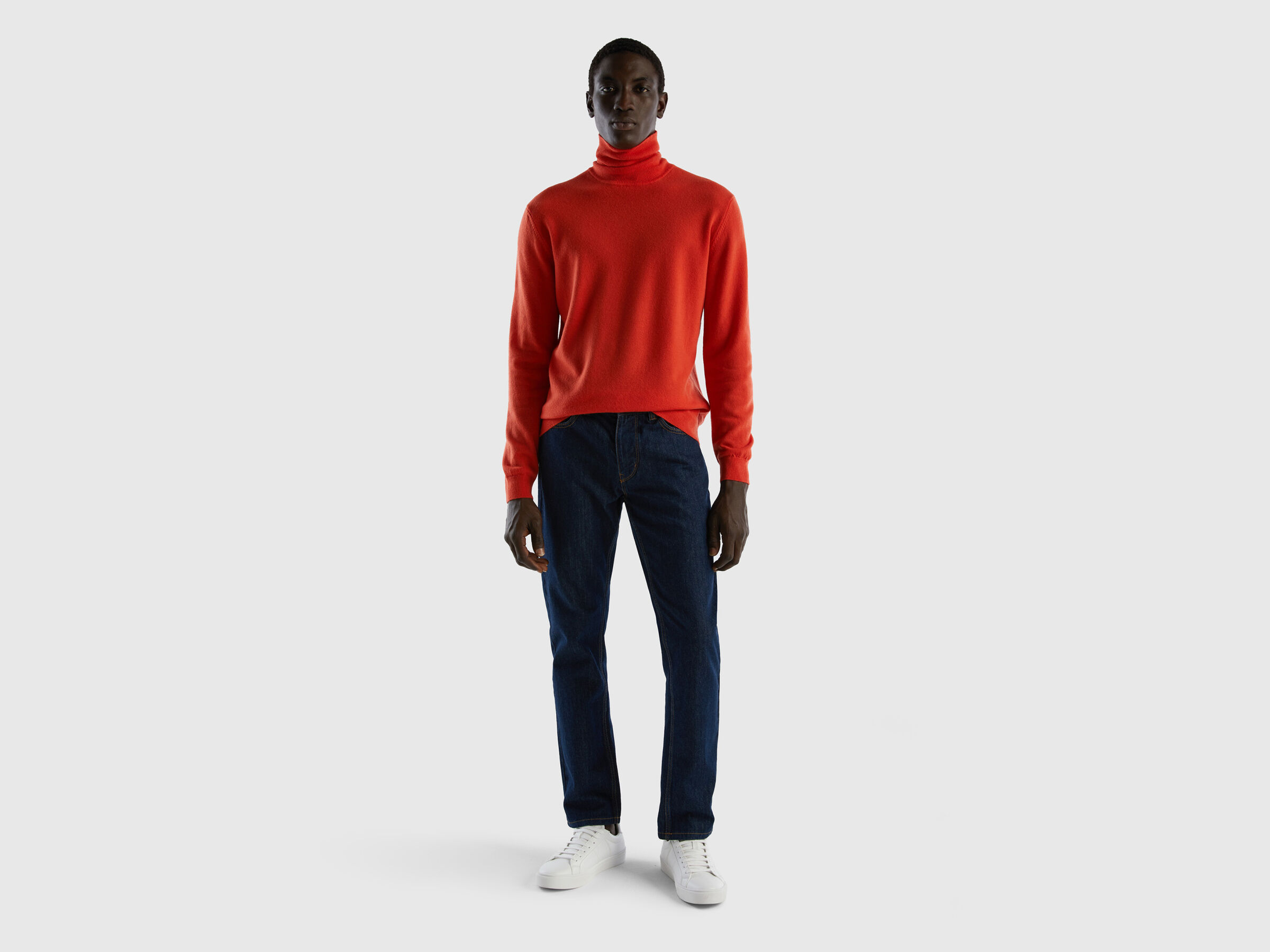 Turtleneck in pure virgin wool image number 3