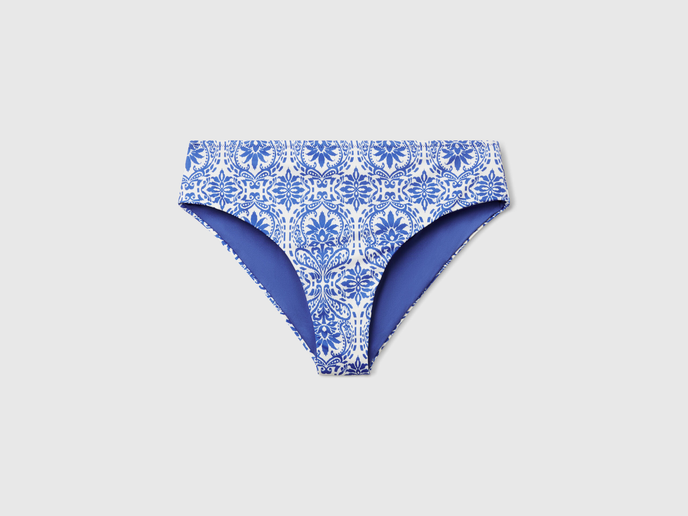 SWIMMING BRIEFS Women image number 2