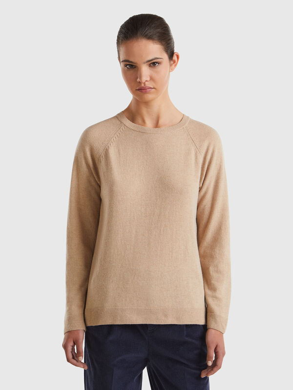Camel crew neck sweater in cashmere and wool blend Women