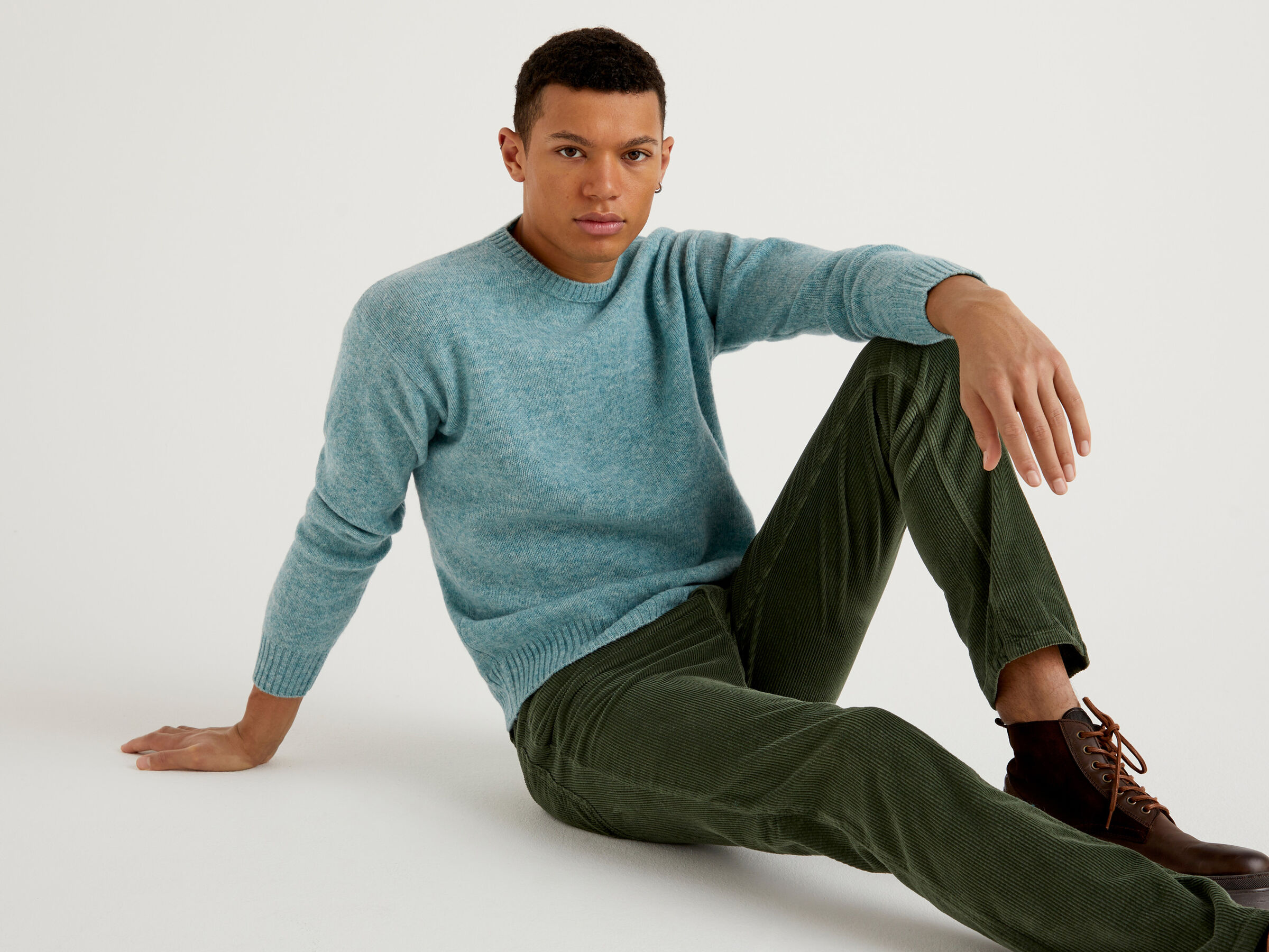 Crew neck sweater in pure Shetland wool image number 3