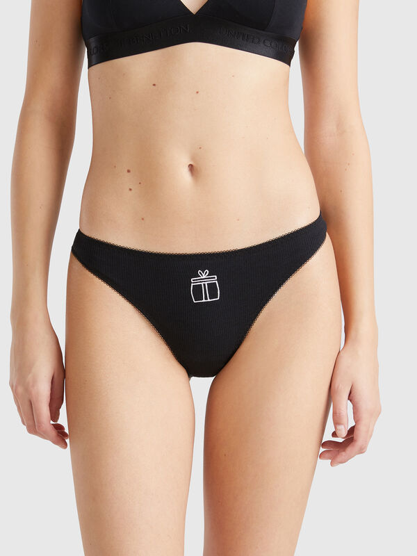 Black Christmas briefs with gift embroidery Women