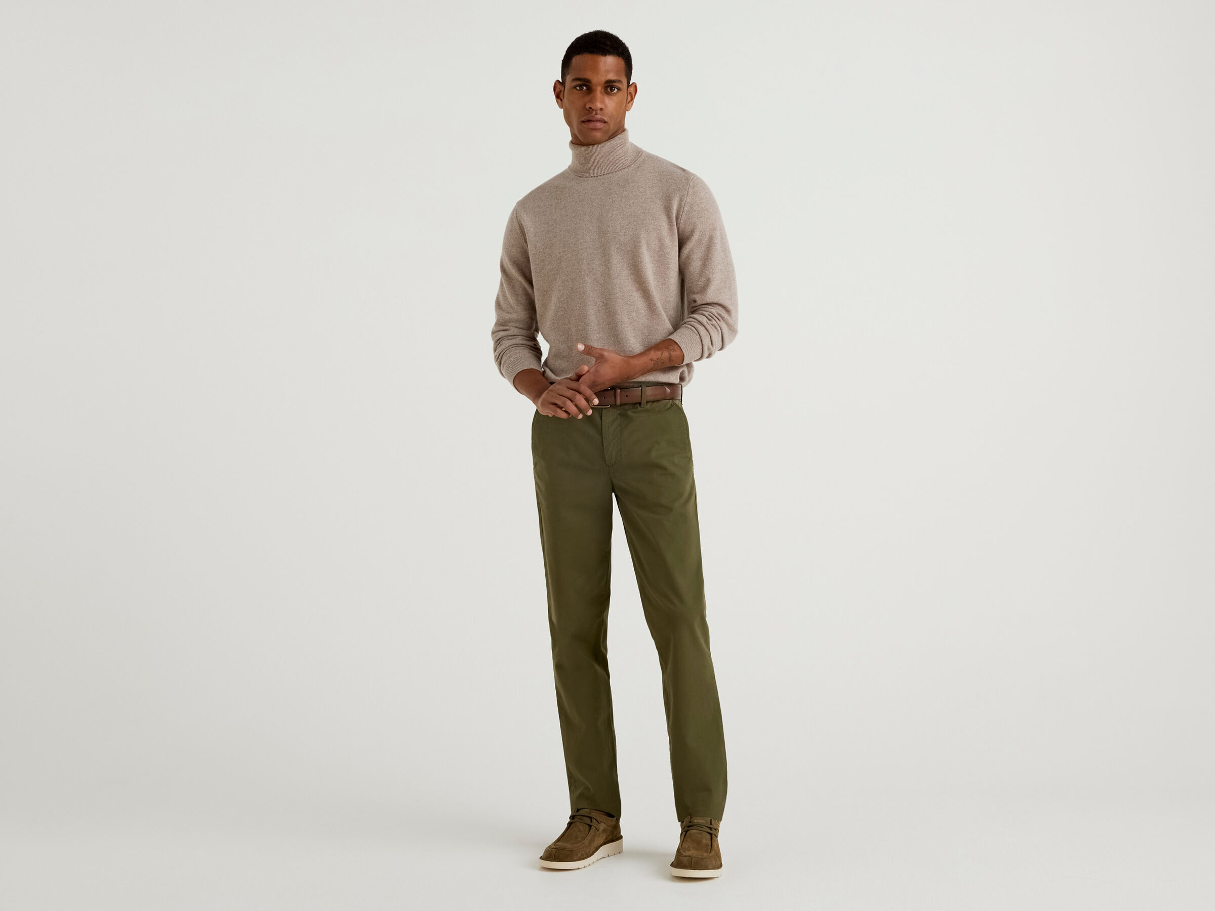 Turtleneck in pure virgin wool image number 3