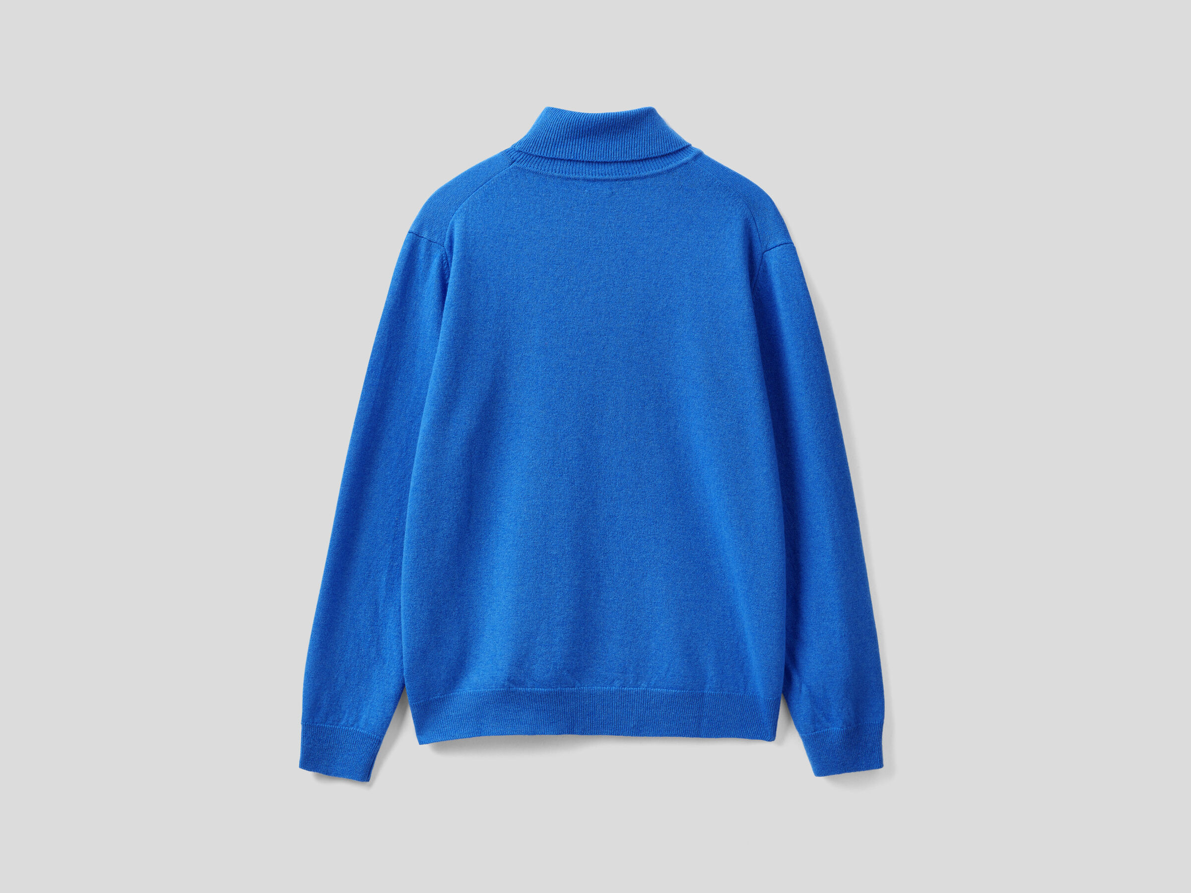 Turtleneck in pure virgin wool image number 6