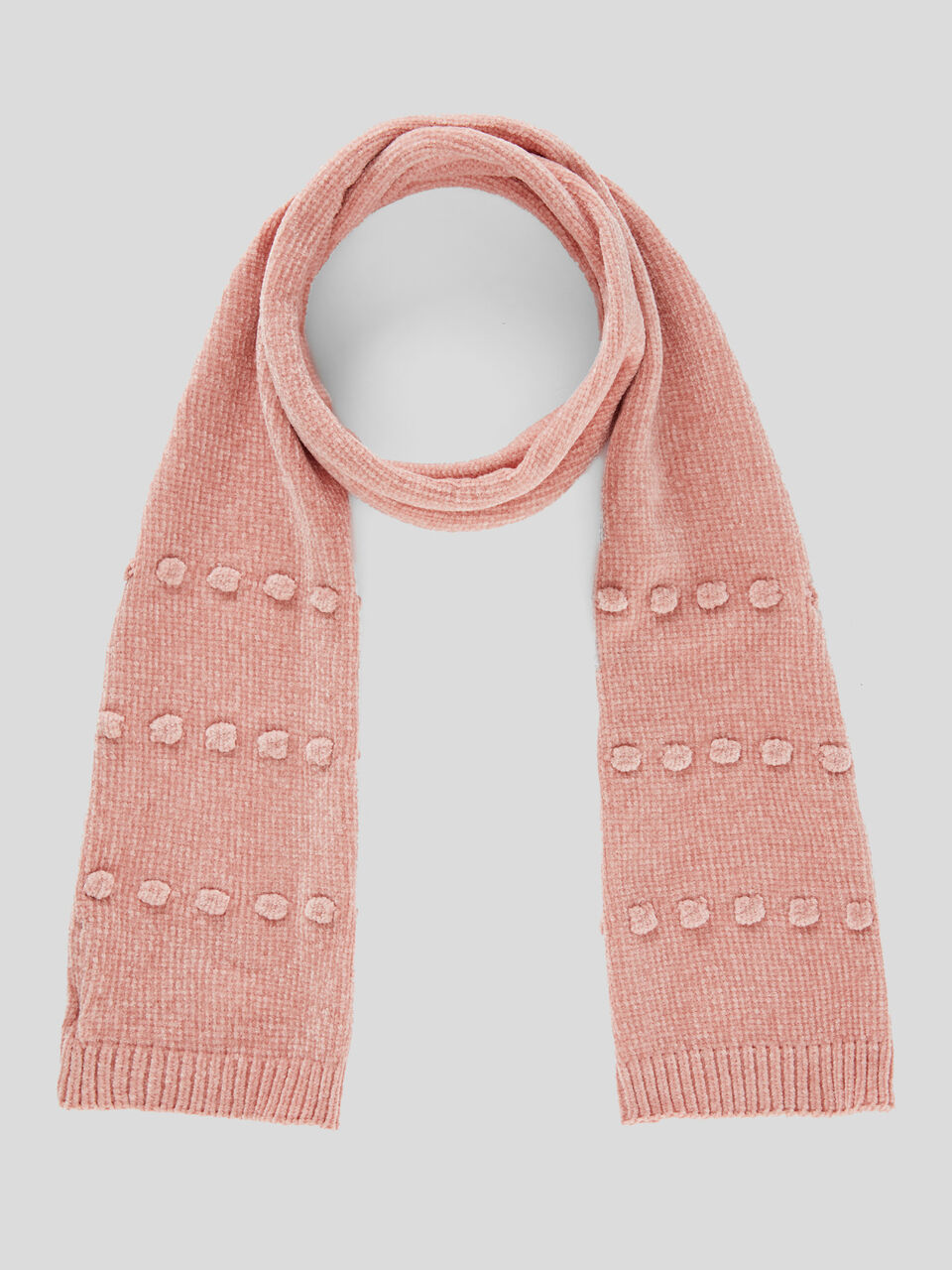Scarf in chenille image number 1