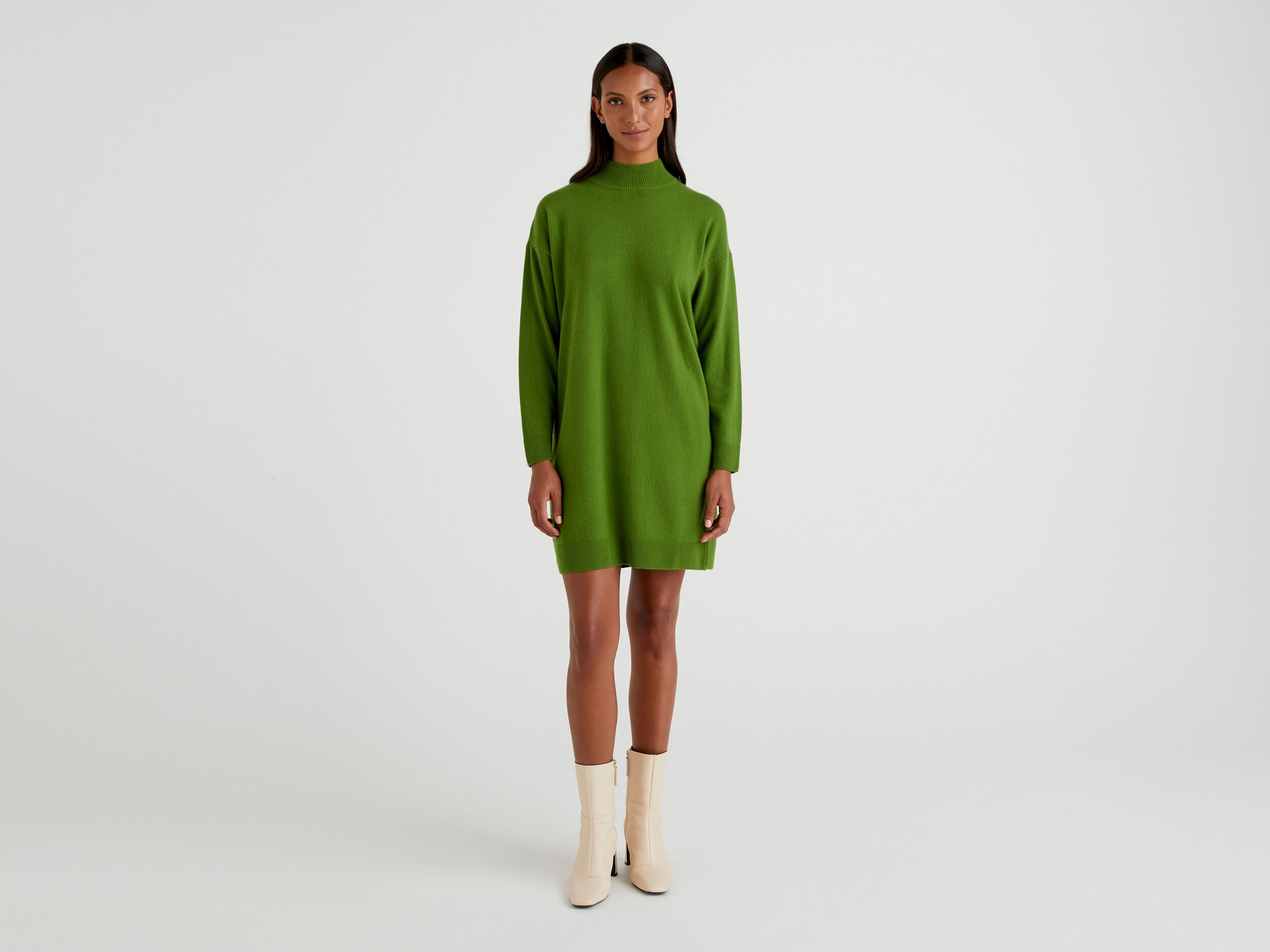 Green oversized outlet sweater dress