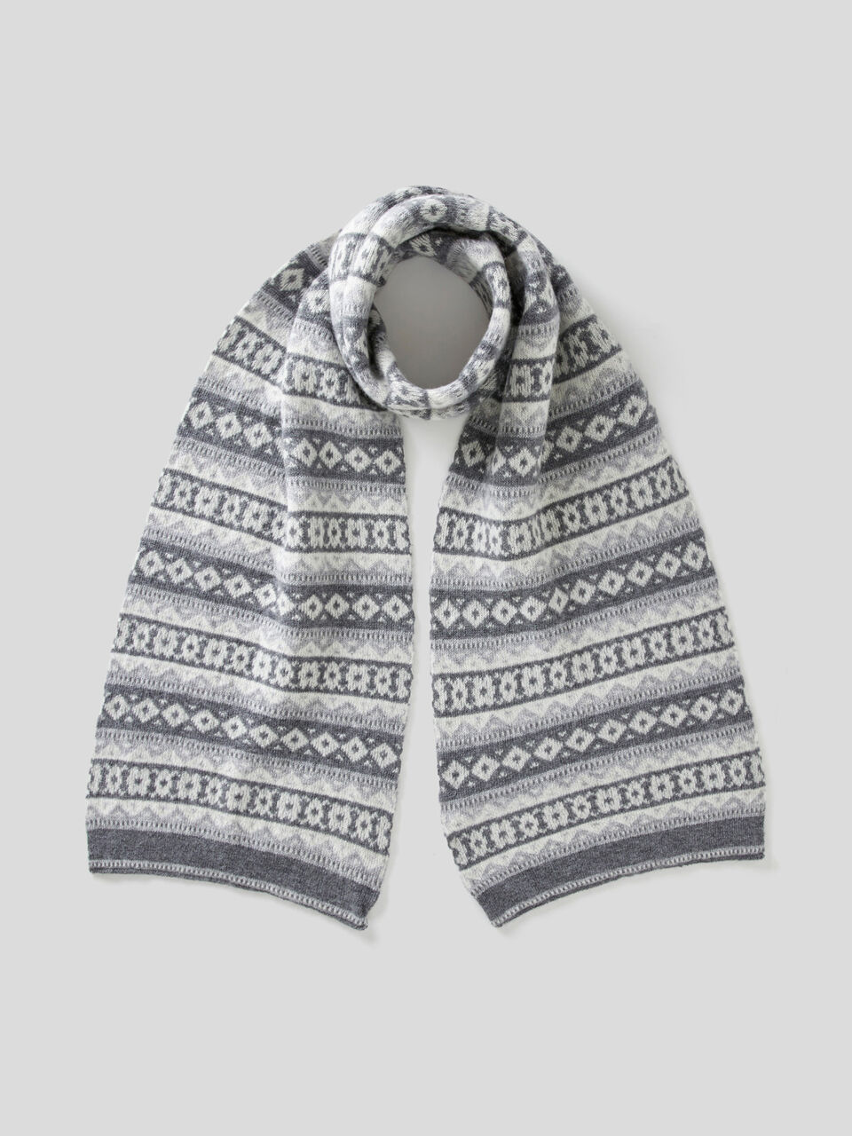 Scarf in jacquard wool blend image number 1