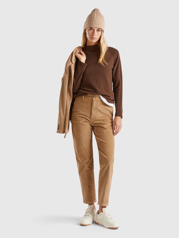 Soft corduroy trousers Women