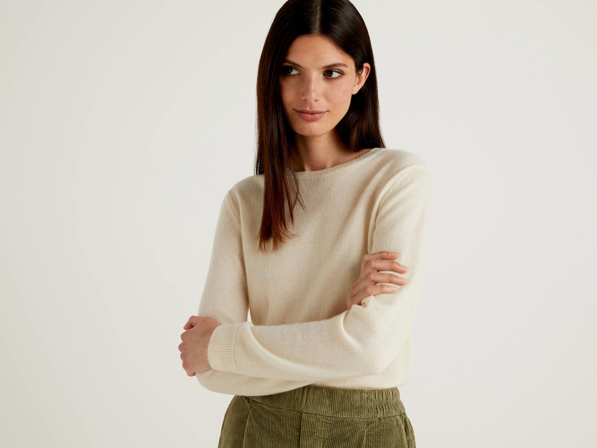 Crew neck sweater in pure cashmere image number 4
