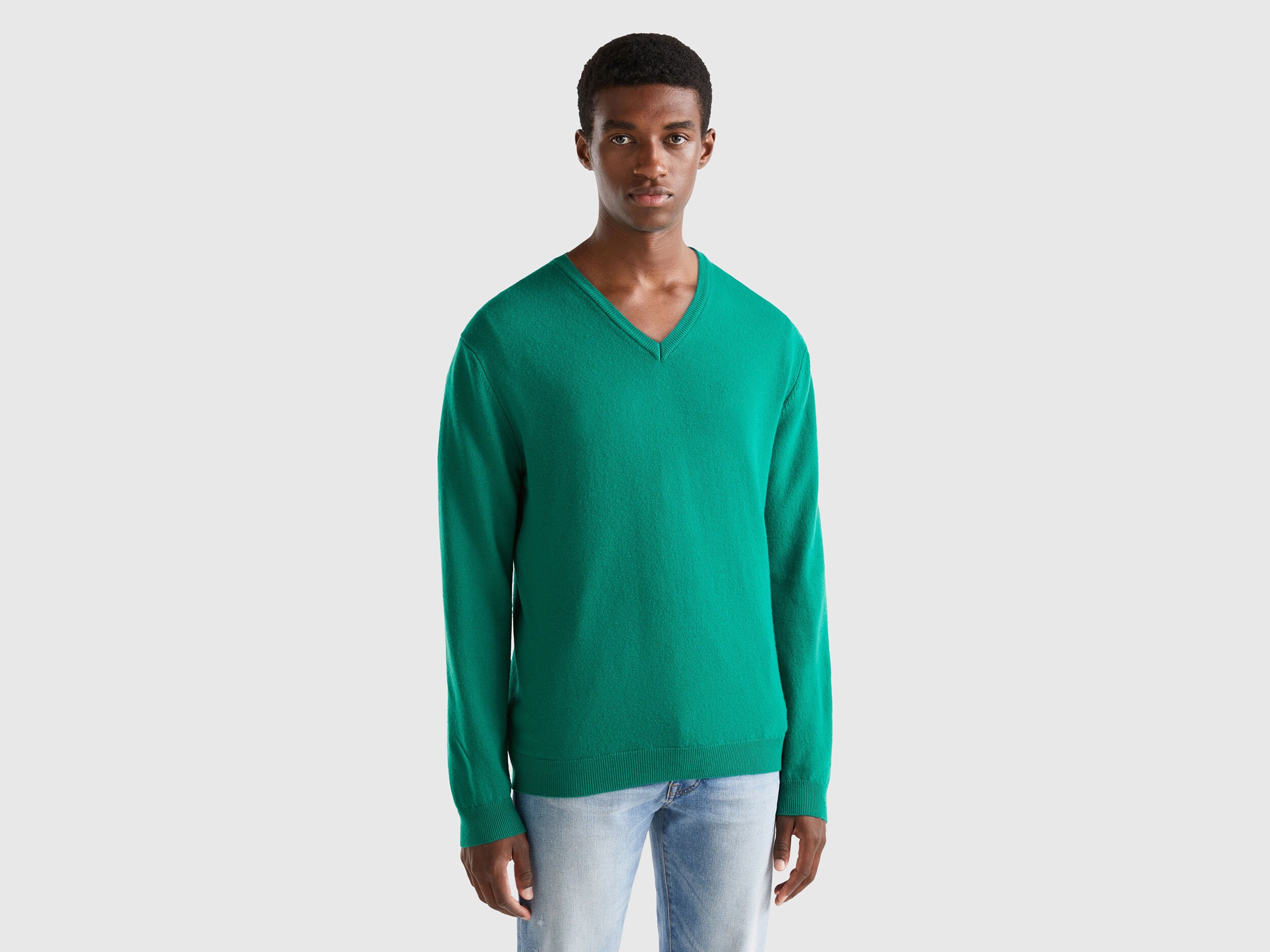 Benetton v neck sweater outlet