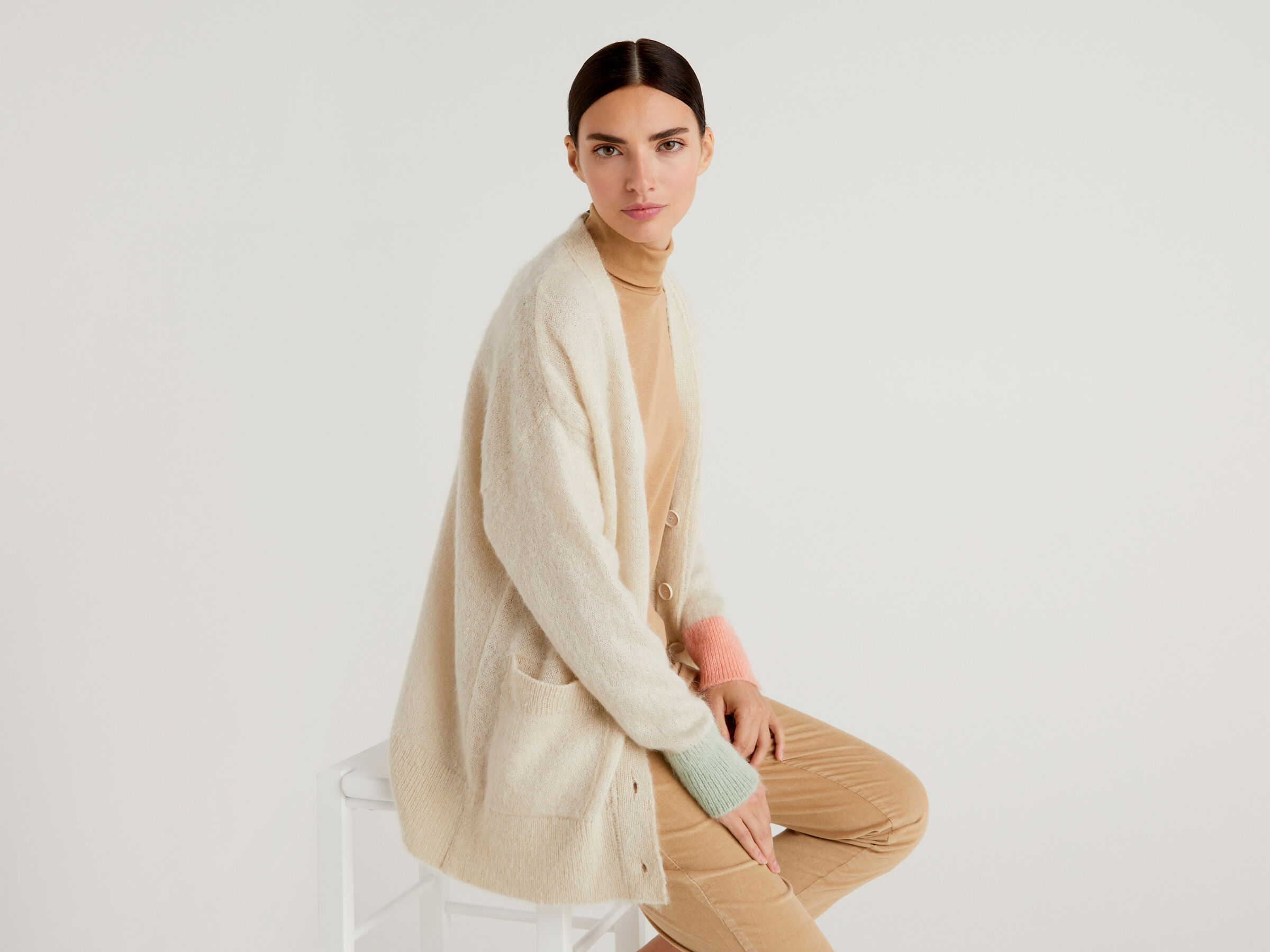 Oversized fit cardigan in mohair blend image number 3