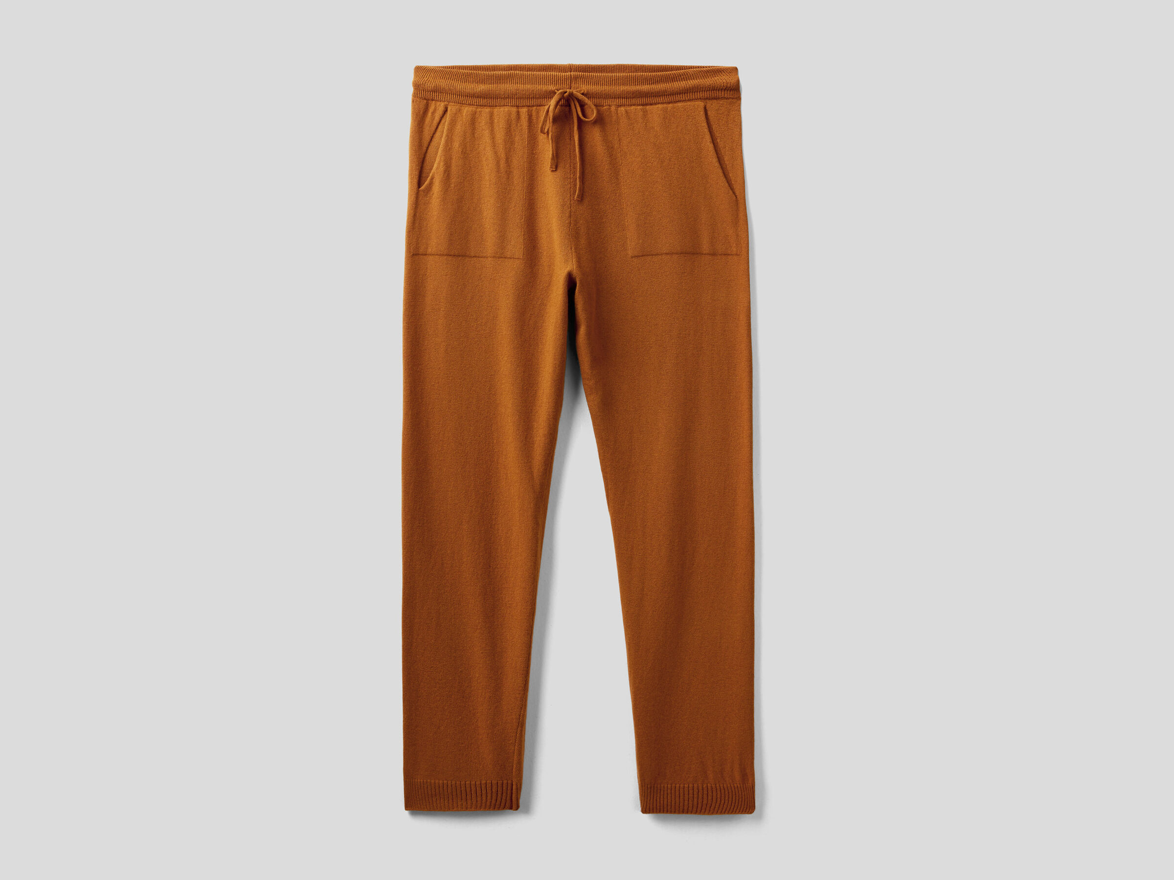 Sporty trousers in wool blend image number 4