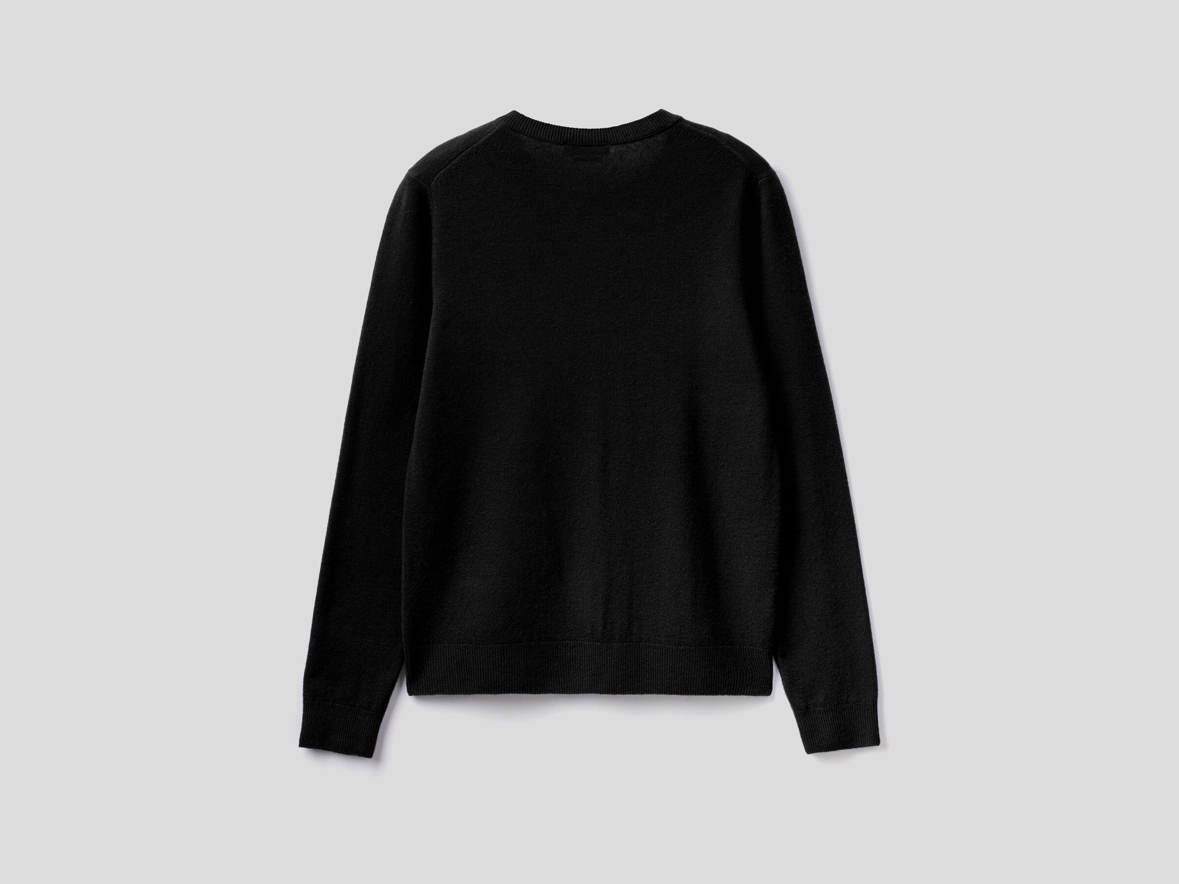 Crew neck cardigan in pure virgin wool image number 6