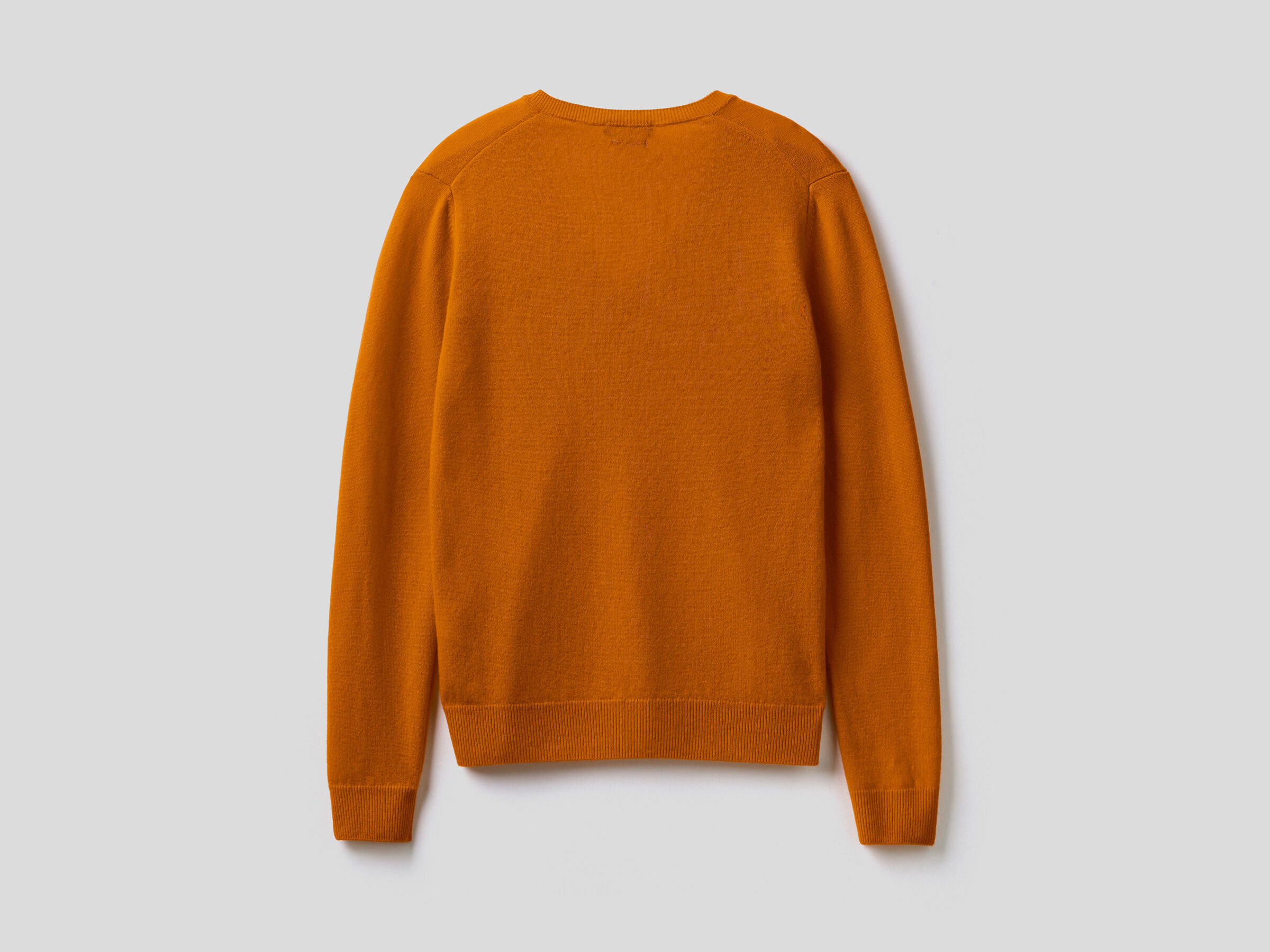 V-neck sweater in pure virgin wool image number 6