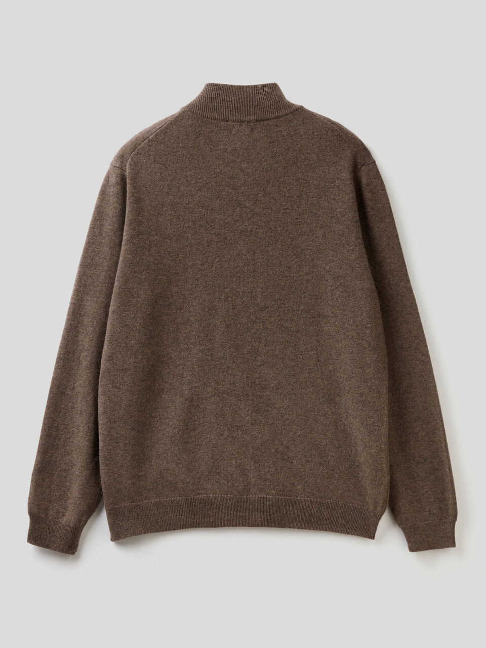 Zip-up cardigan in 100% virgin wool image number 2