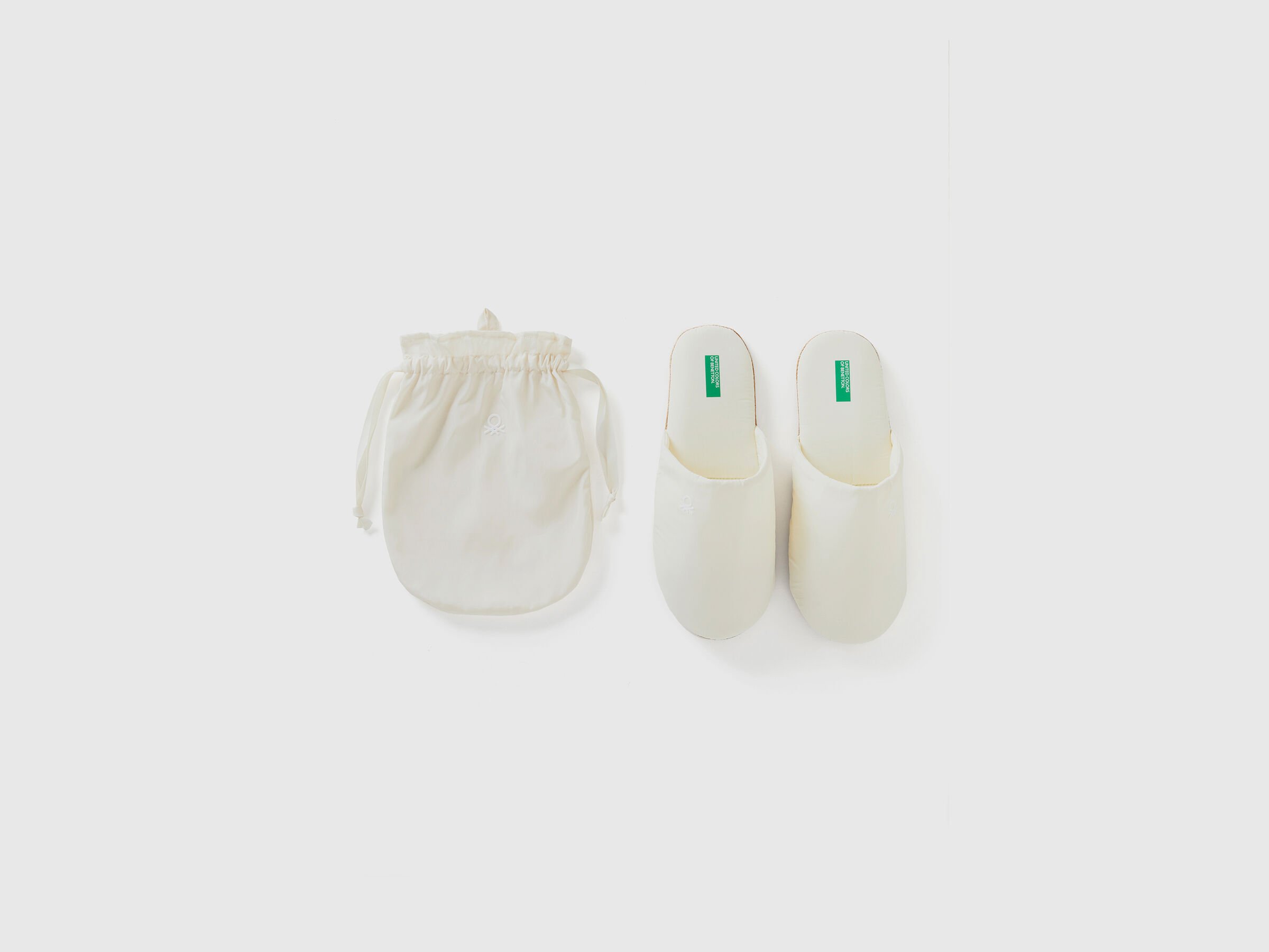 SLIPPERS image number 4