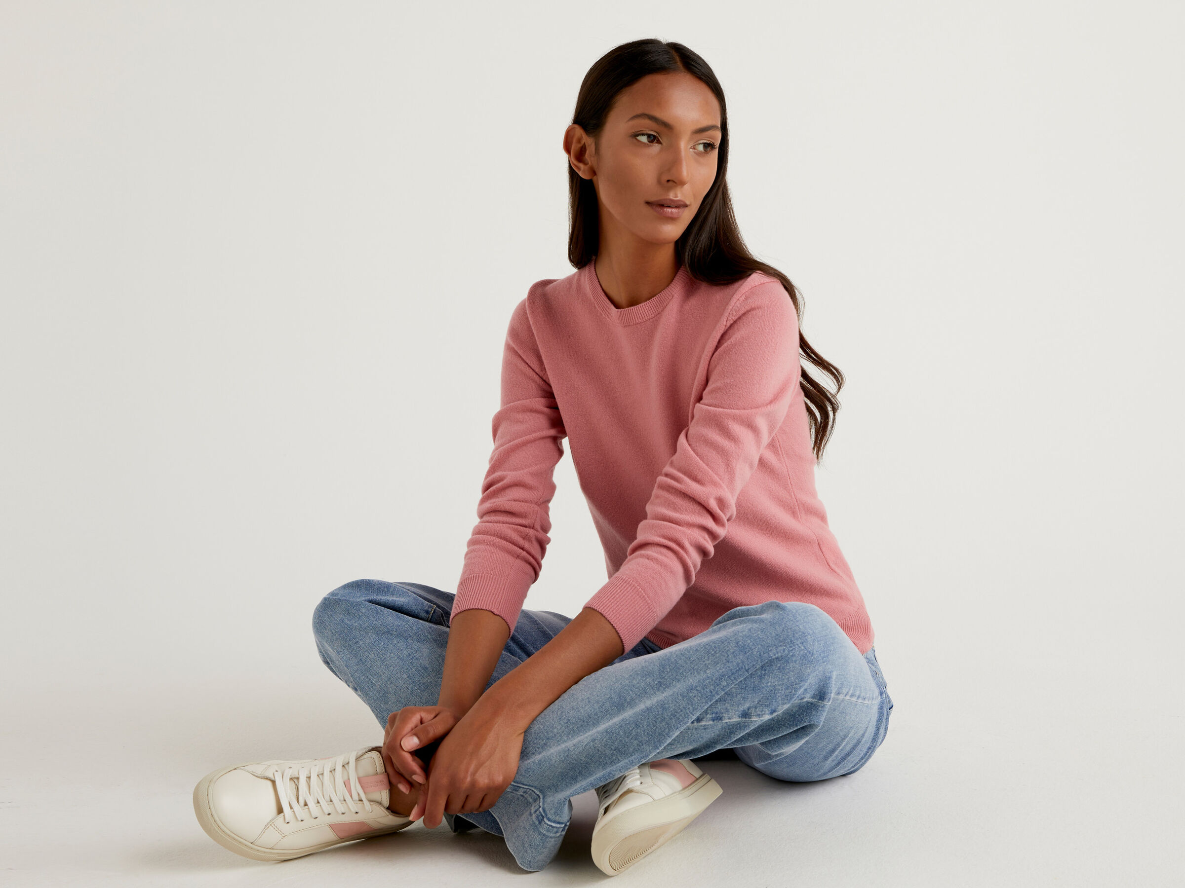 Crew neck sweater in pure virgin wool image number 3