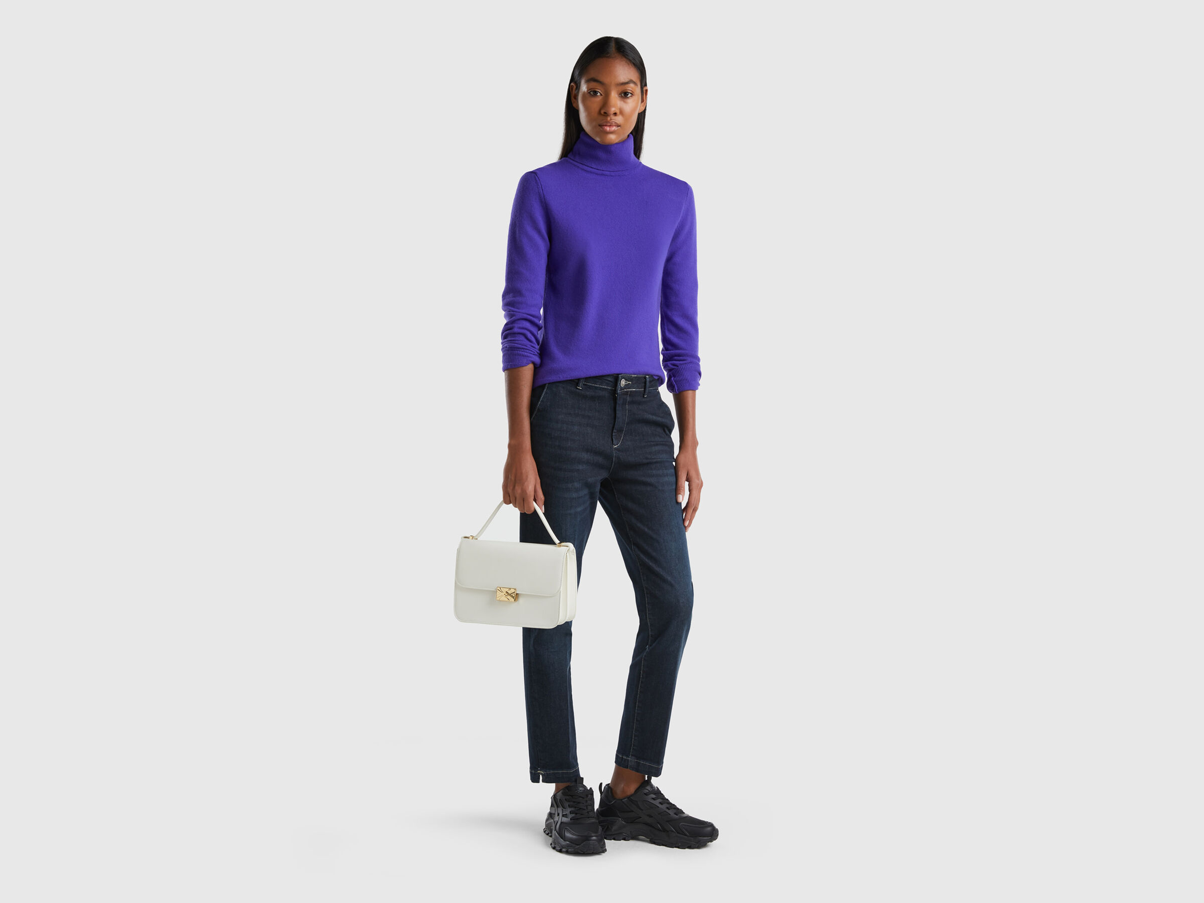 Turtleneck sweater in pure virgin wool image number 3