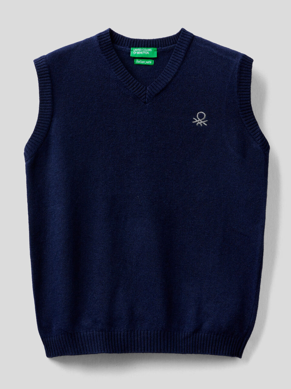 Vest in cashmere and wool blend image number 1
