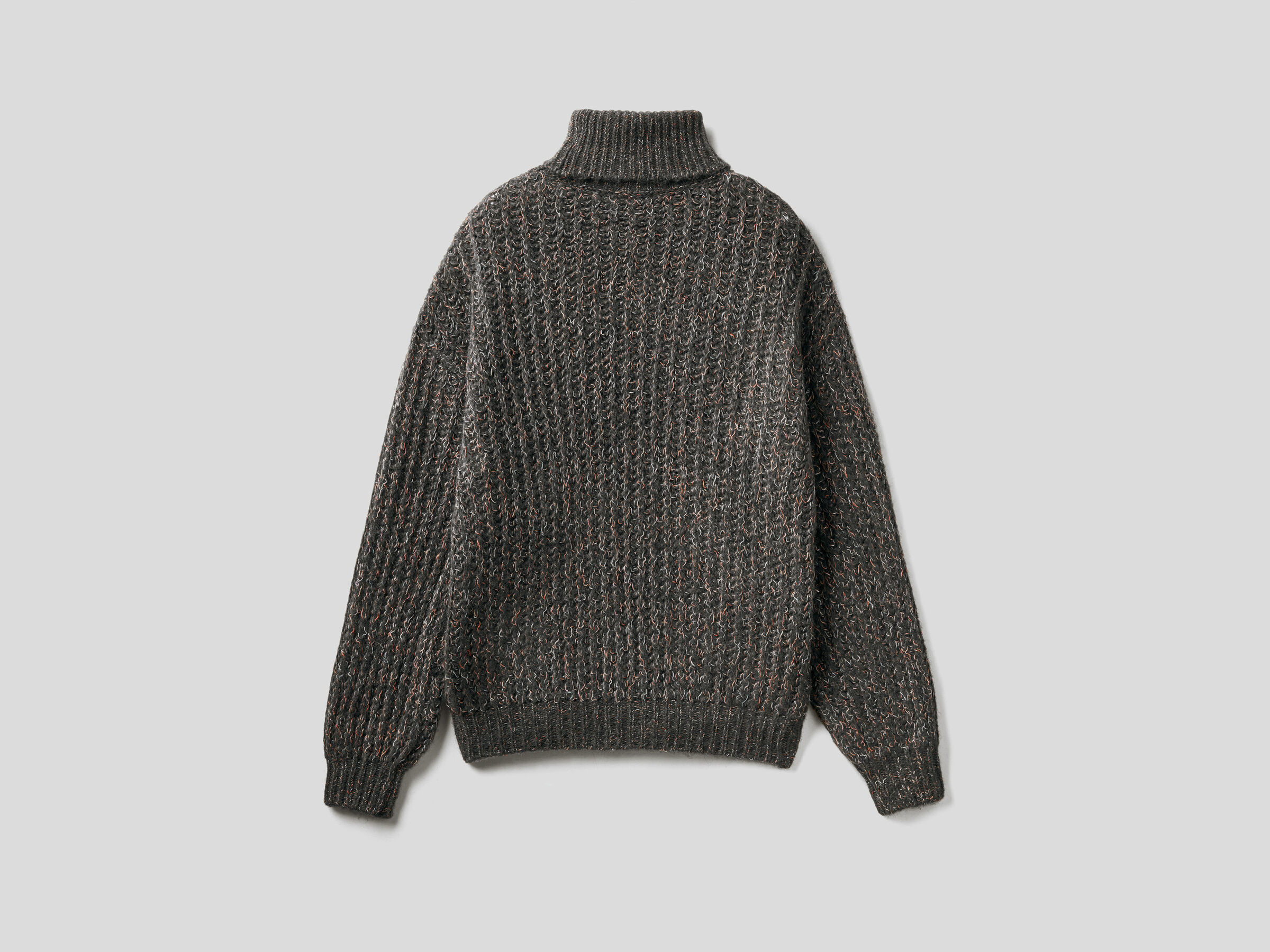 Wool blend turtleneck image number 5