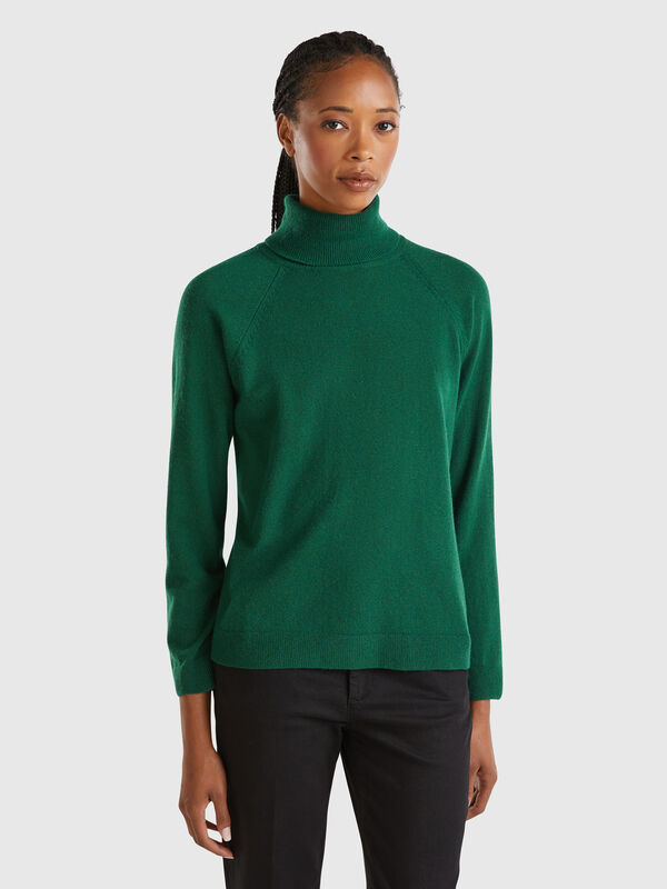 Forest green turtleneck in wool and cashmere blend Women