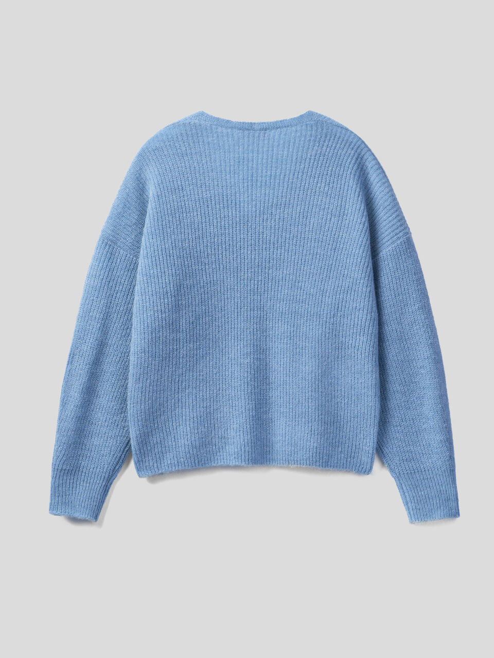 Boxy fit V-neck sweater image number 2