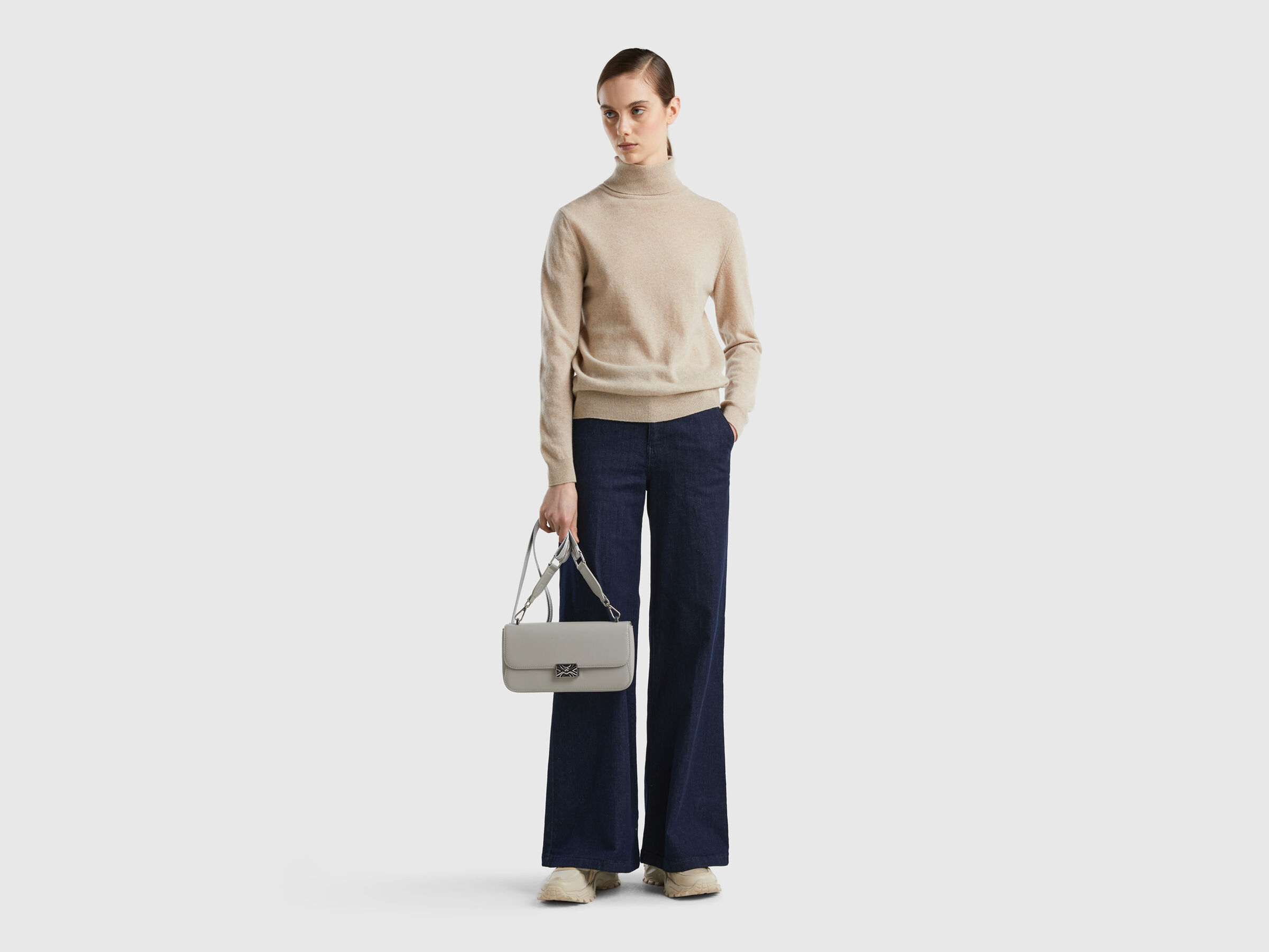 Turtleneck sweater in pure virgin wool image number 3