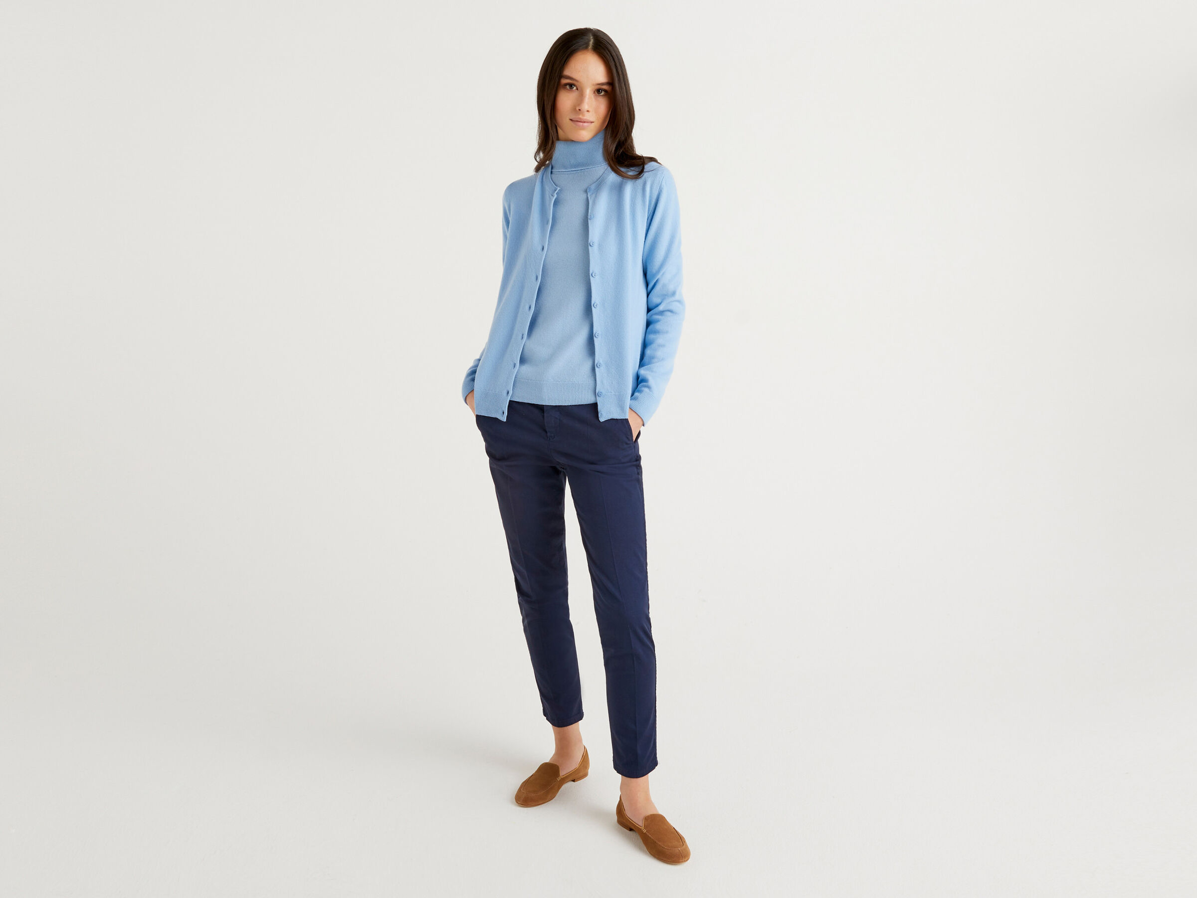 Turtleneck sweater in pure virgin wool image number 3