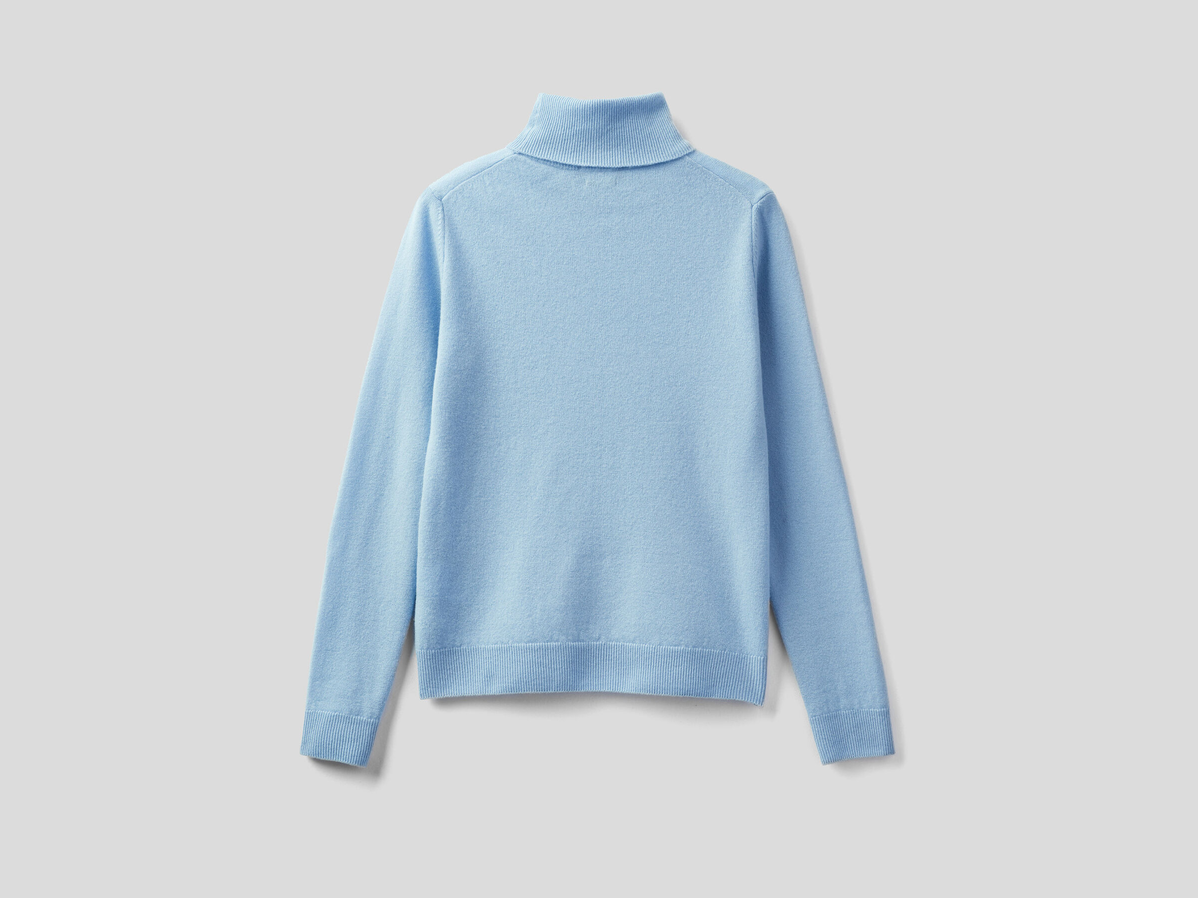 Turtleneck sweater in pure virgin wool image number 6
