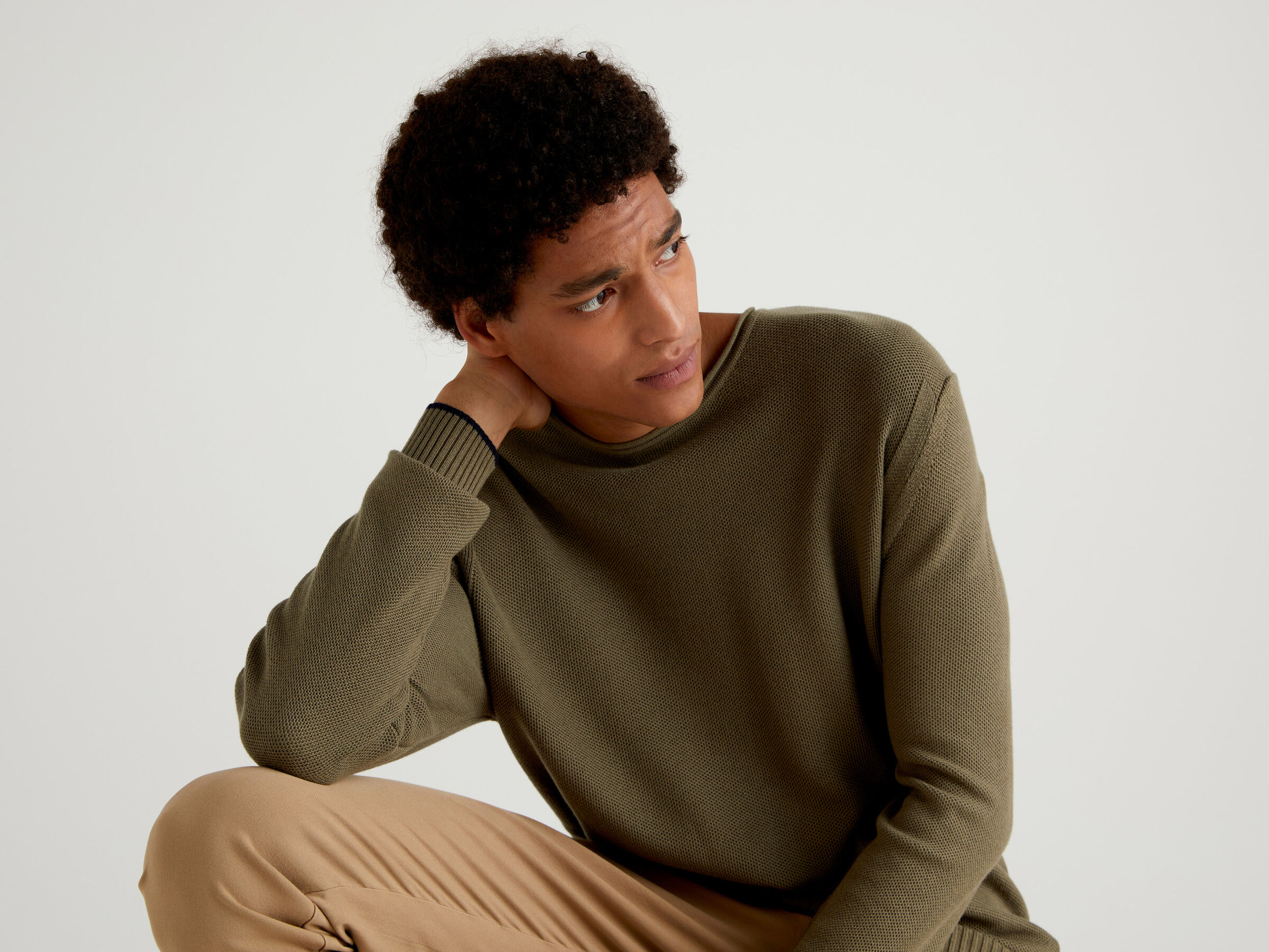 Crew neck sweater in cotton blend image number 3