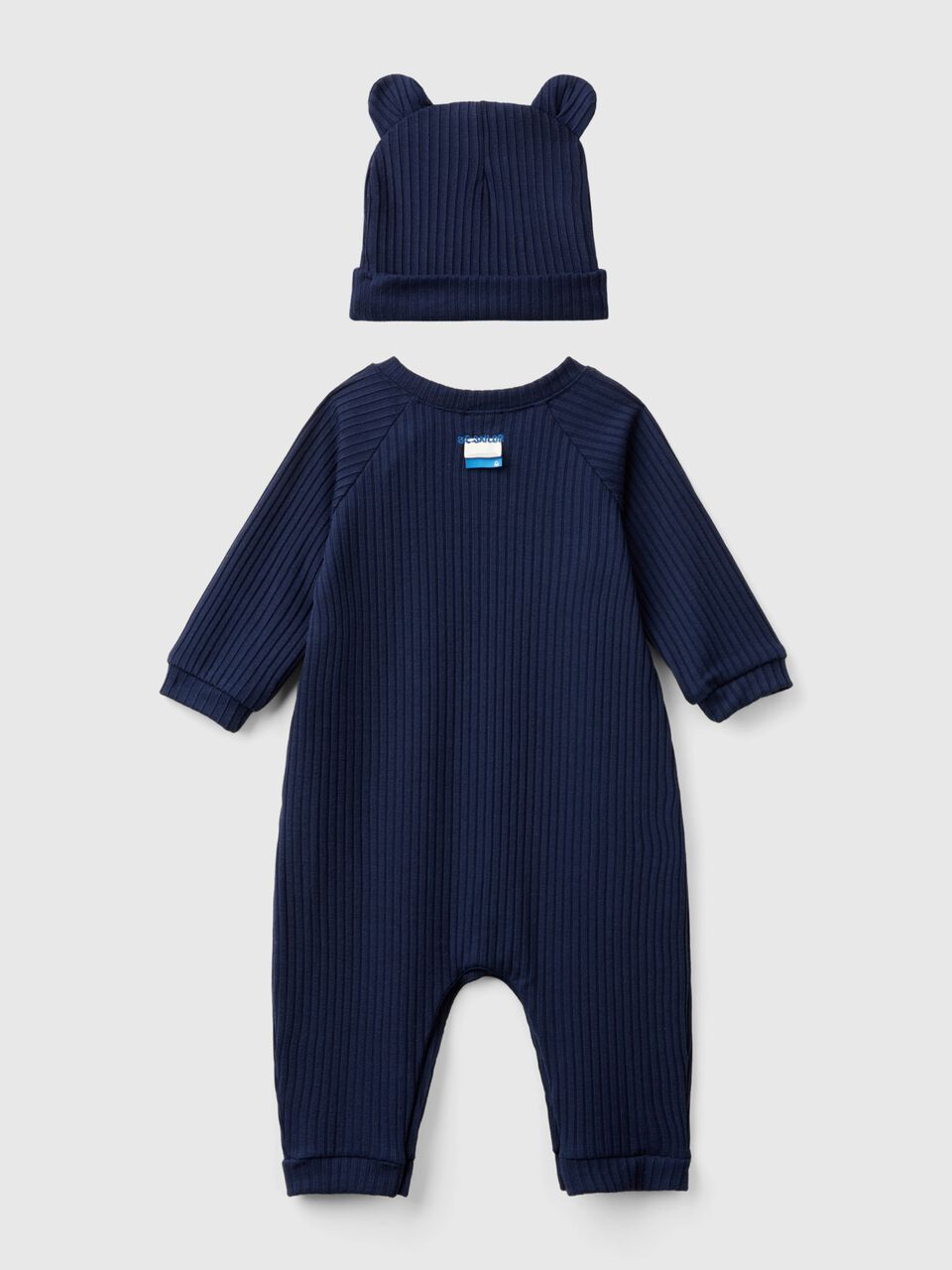OVERALL + HAT New Born (0-18 months) image number 2