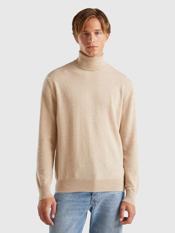 Beige turtleneck in pure cashmere Men