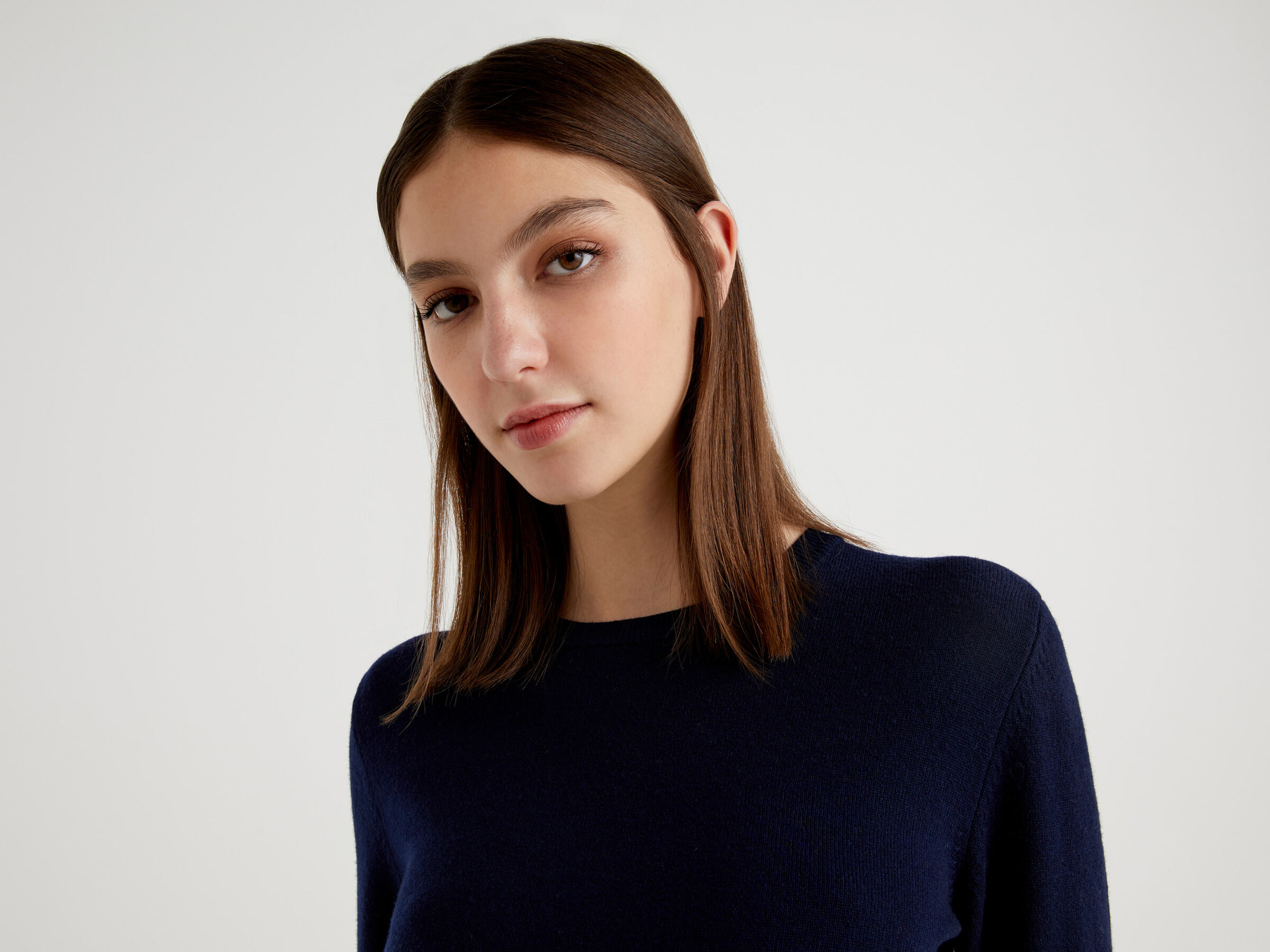 Crew neck sweater in pure virgin wool image number 4