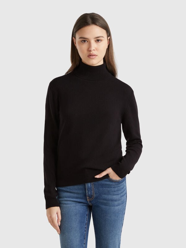 Black turtleneck sweater in pure Merino wool Women