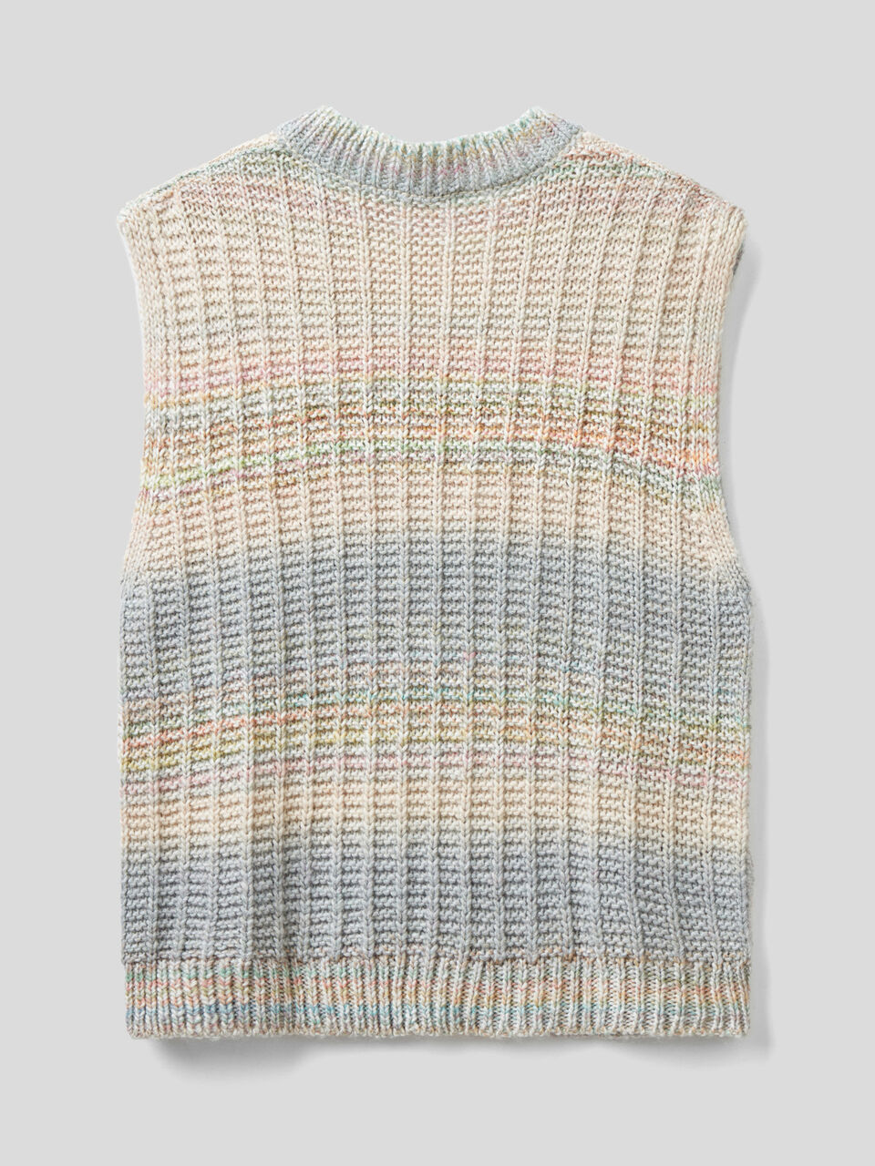 Faded vest in wool blend image number 2