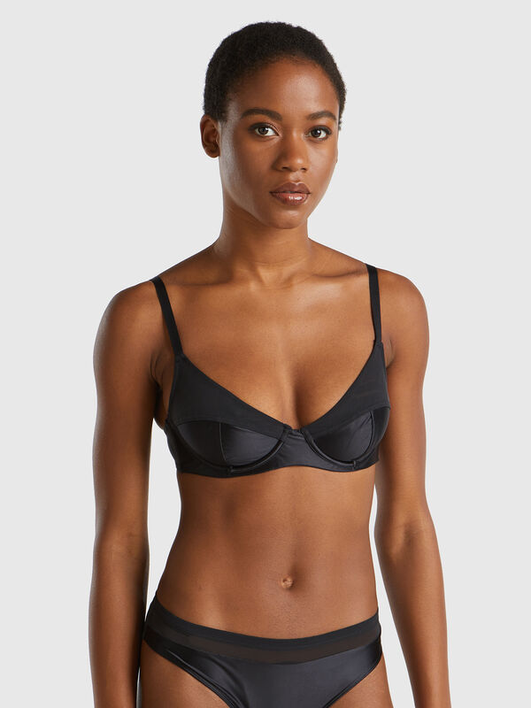 Balconette bra in glossy fabric Women