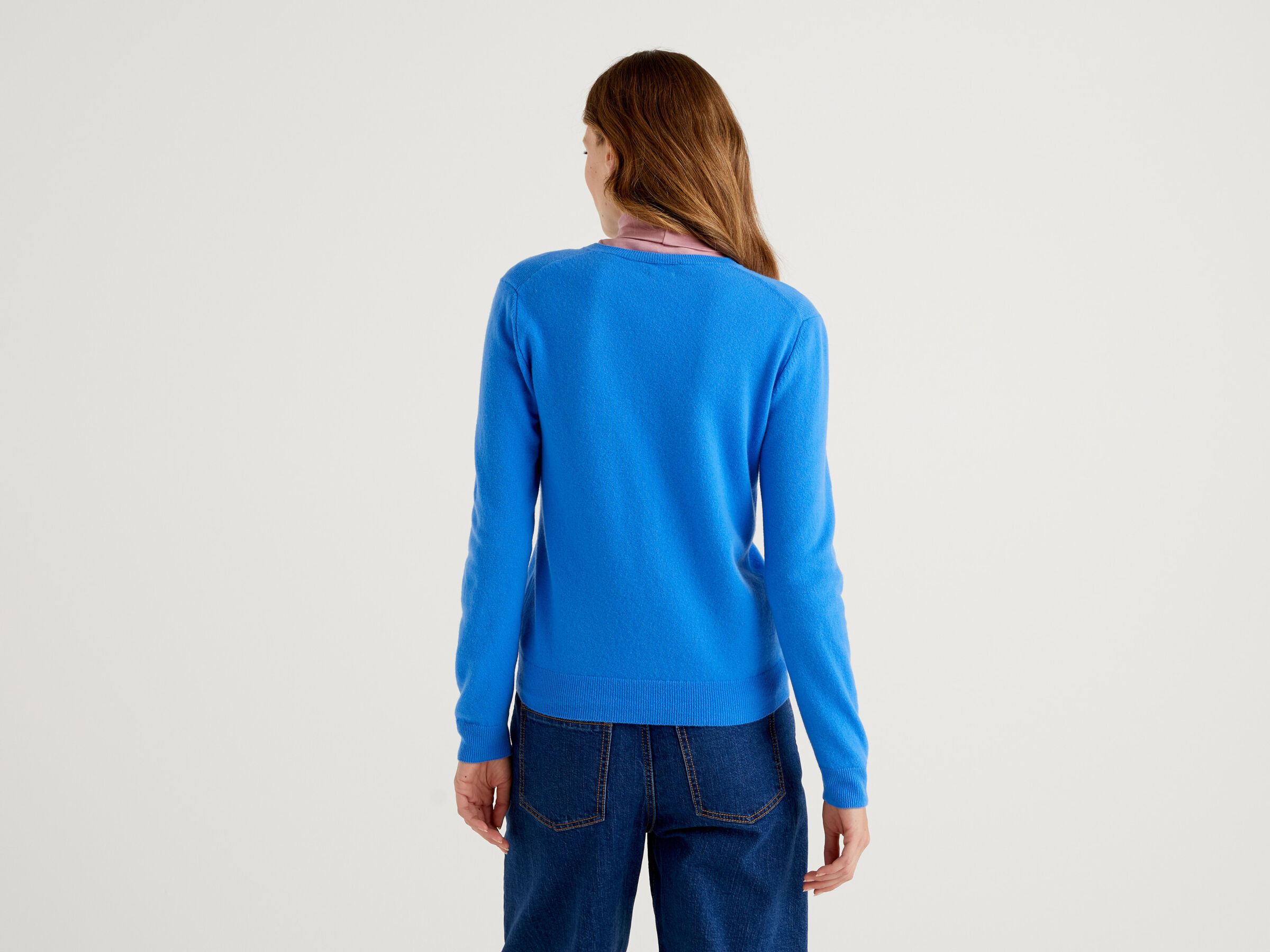 Crew neck cardigan in pure virgin wool image number 2