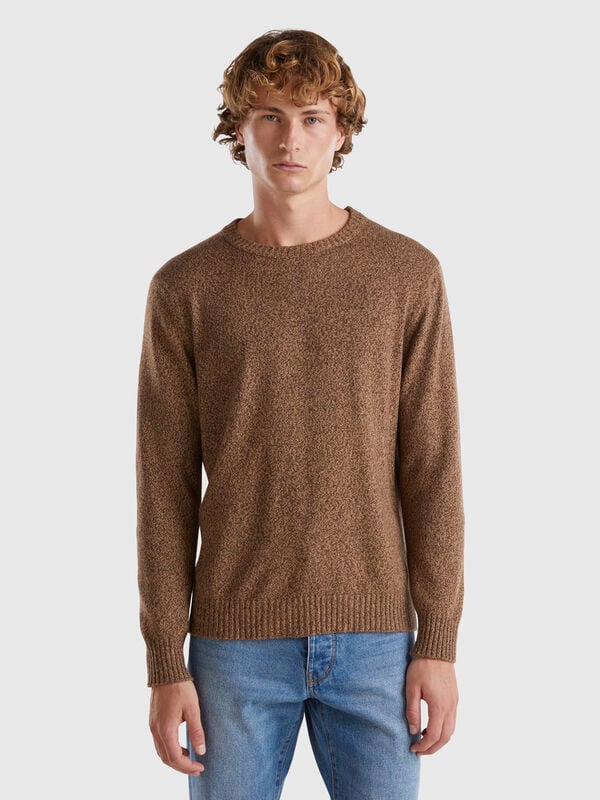 Crew neck sweater in cashmere and wool blend Men