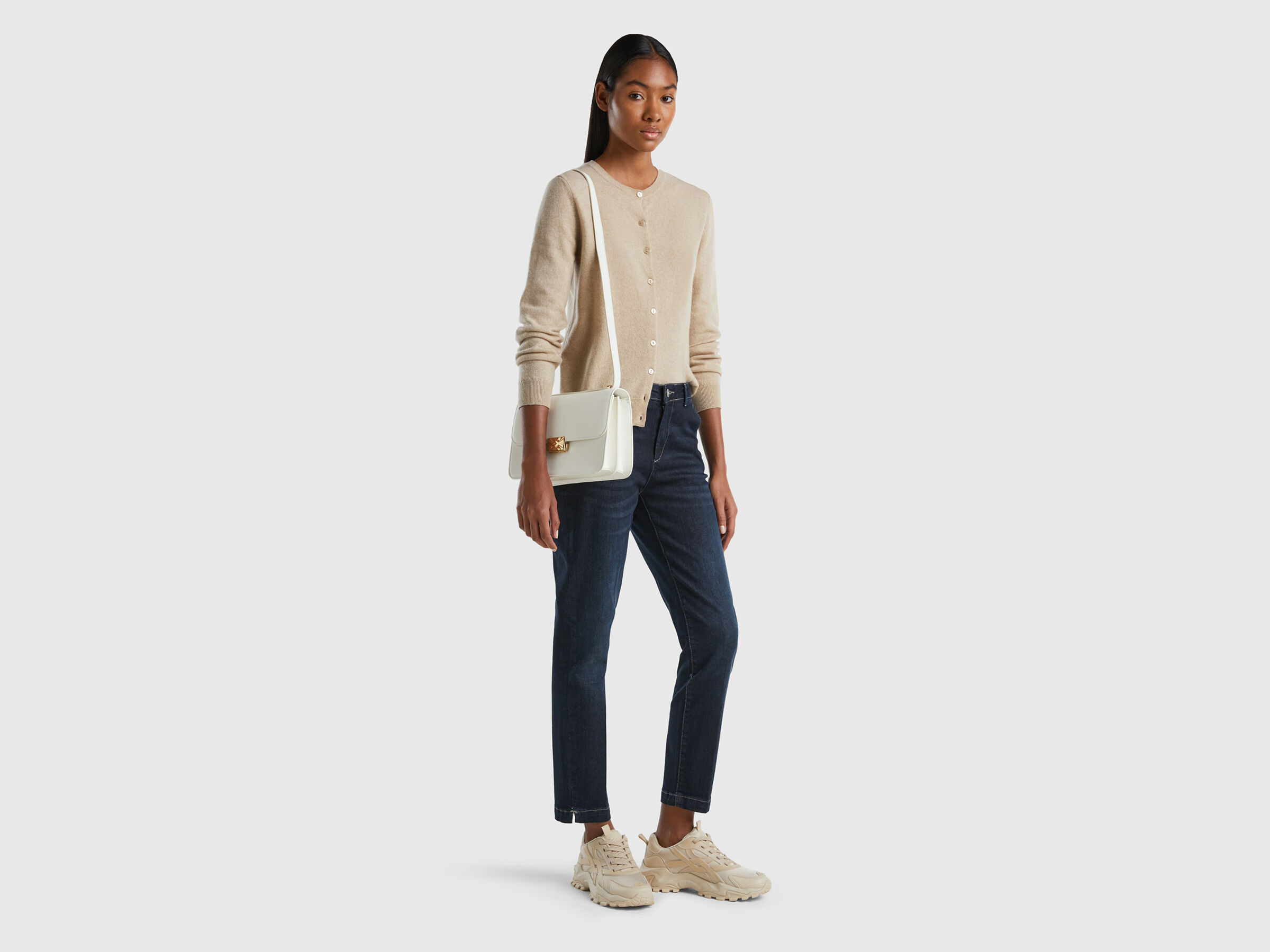 Crew neck cardigan in pure virgin wool image number 3