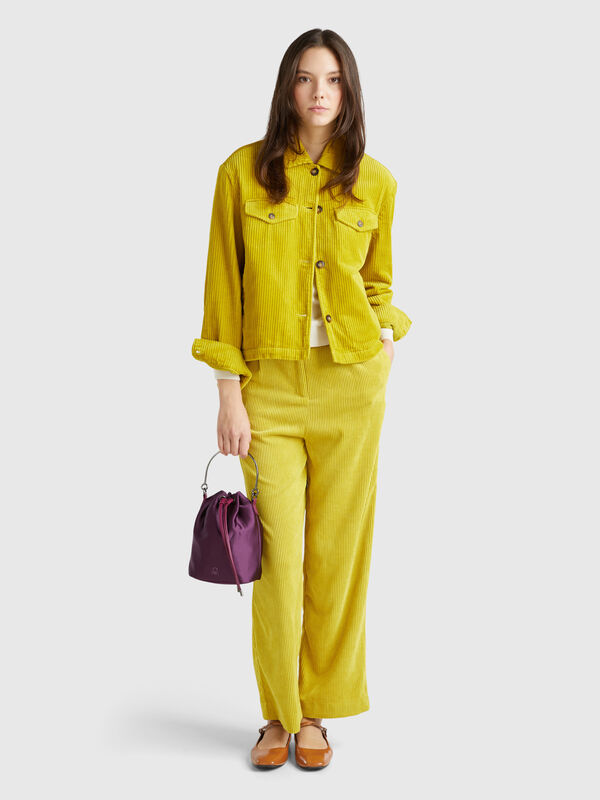 Trousers in corduroy Women