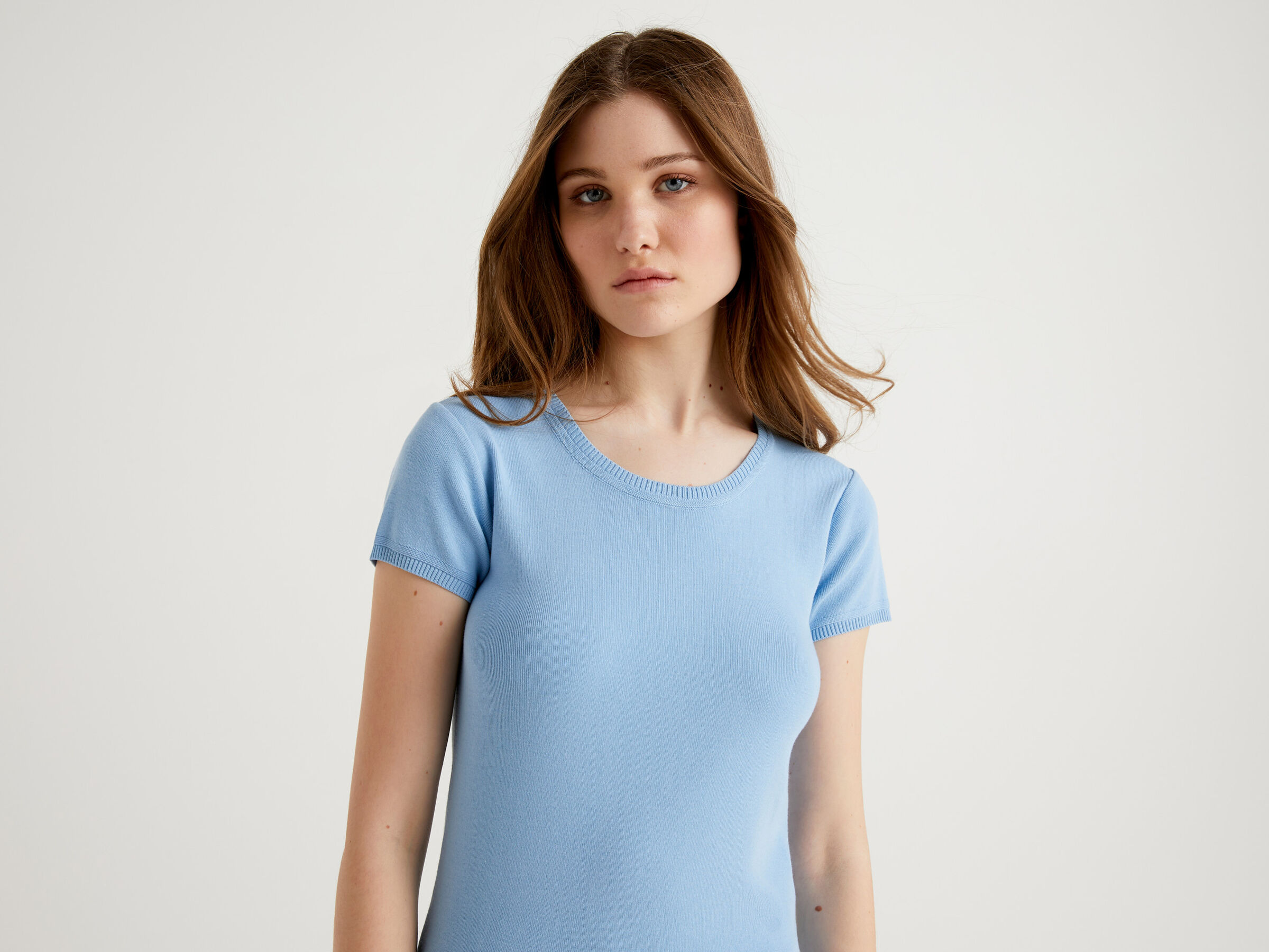 Short sleeve sweater in 100% cotton image number 3