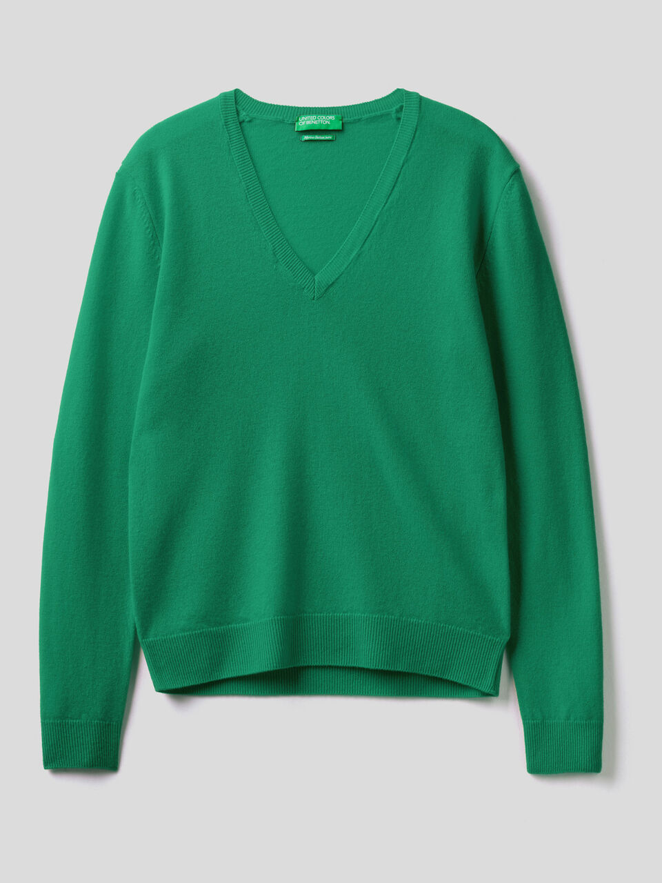 V-neck sweater in pure virgin wool image number 1