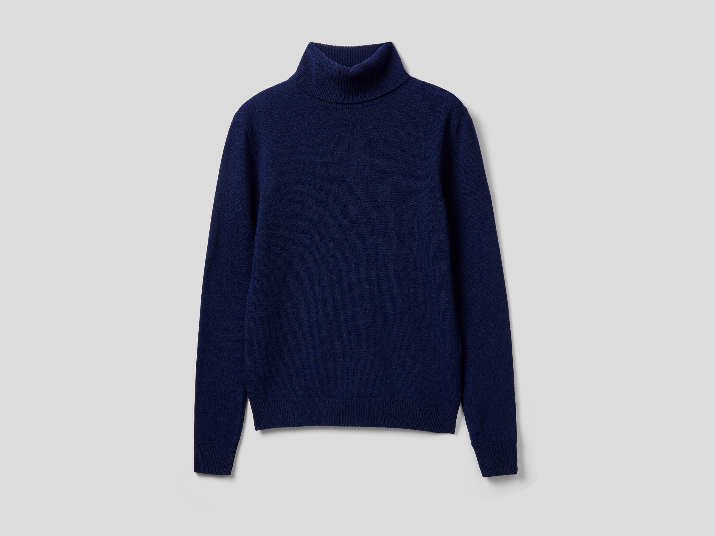 Turtleneck sweater in pure virgin wool image number 4