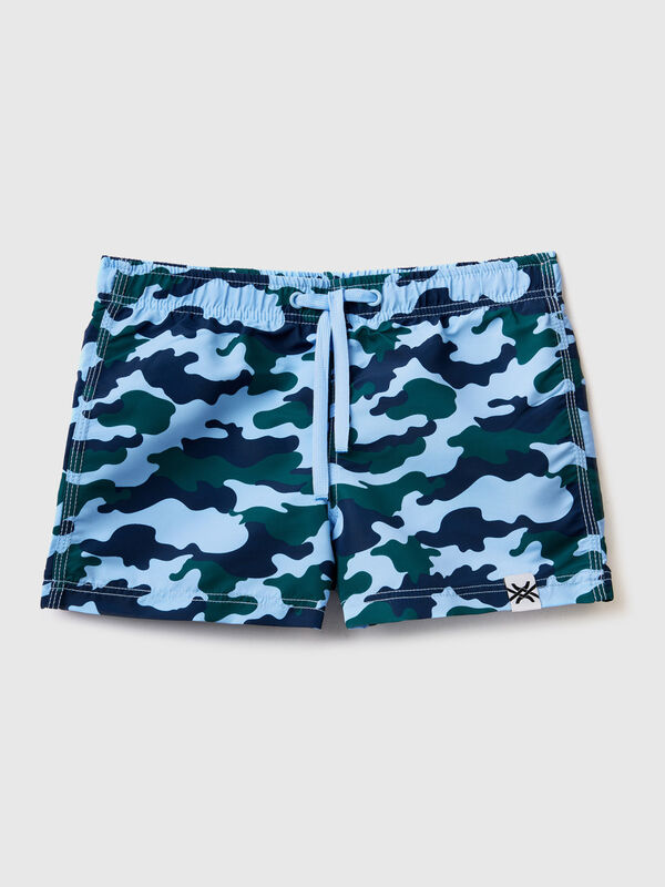 Swim trunks with camouflage print Junior Boy