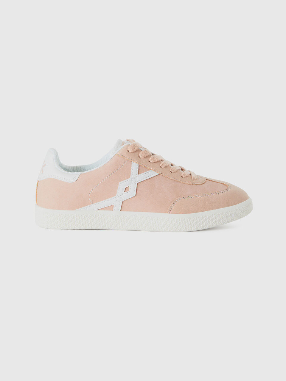 Benetton chaussures store
