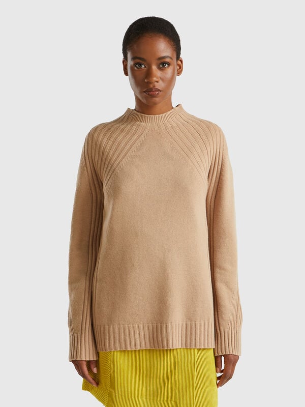 Turtleneck sweater with slits Women