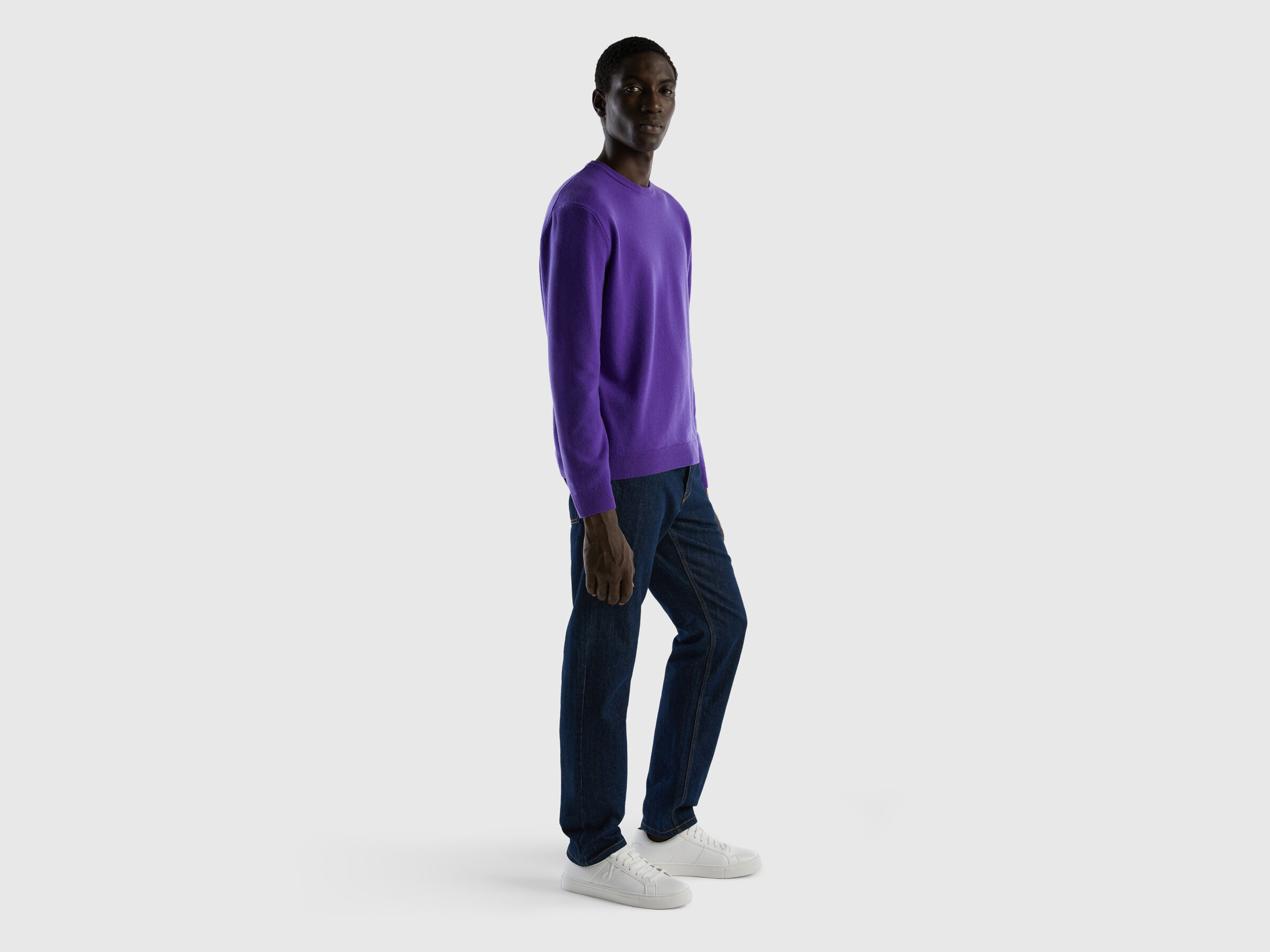Crew neck sweater in pure virgin wool image number 3