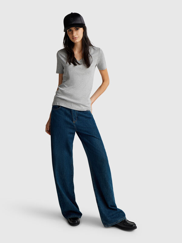 Pure cotton t-shirt with V-neck Women
