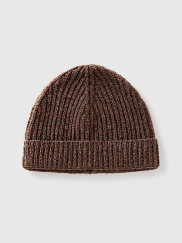 Hat in pure virgin wool Men